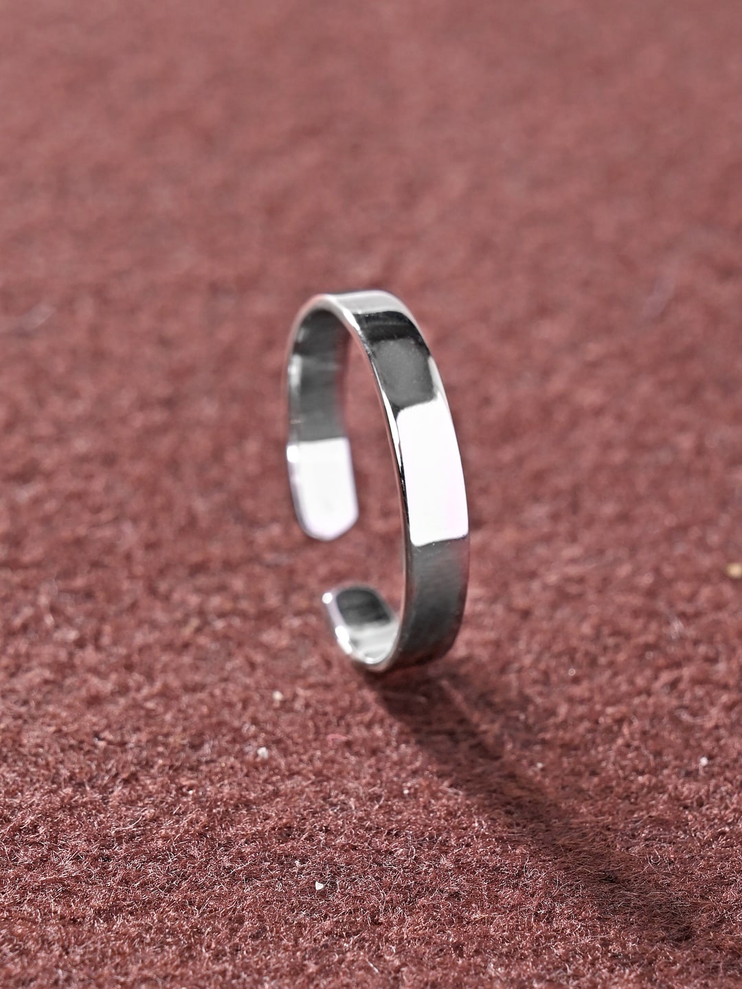 

Clara 925 Sterling Silver Rhodium Plated Slim Adjustable Ring