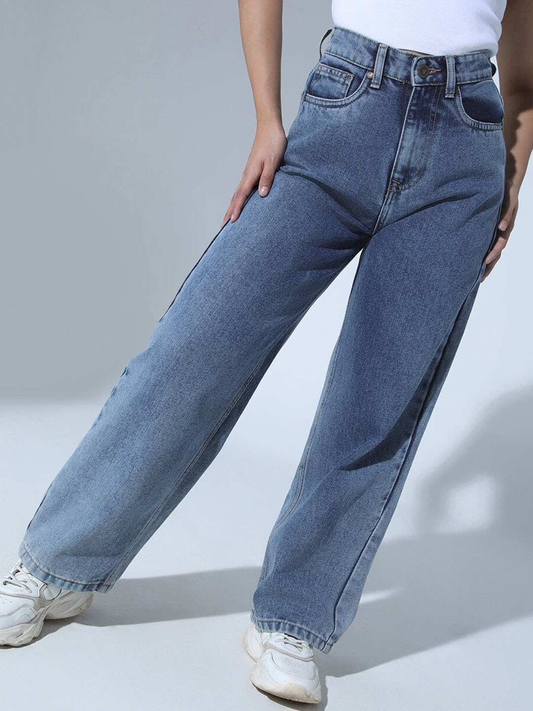 

Hubberholme Women Relaxed Fit High-Rise Light Fade Pure Cotton Jeans, Blue