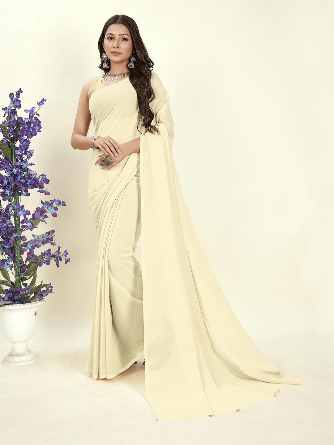 

ANAND SAREES Solid Georgette Saree, Cream