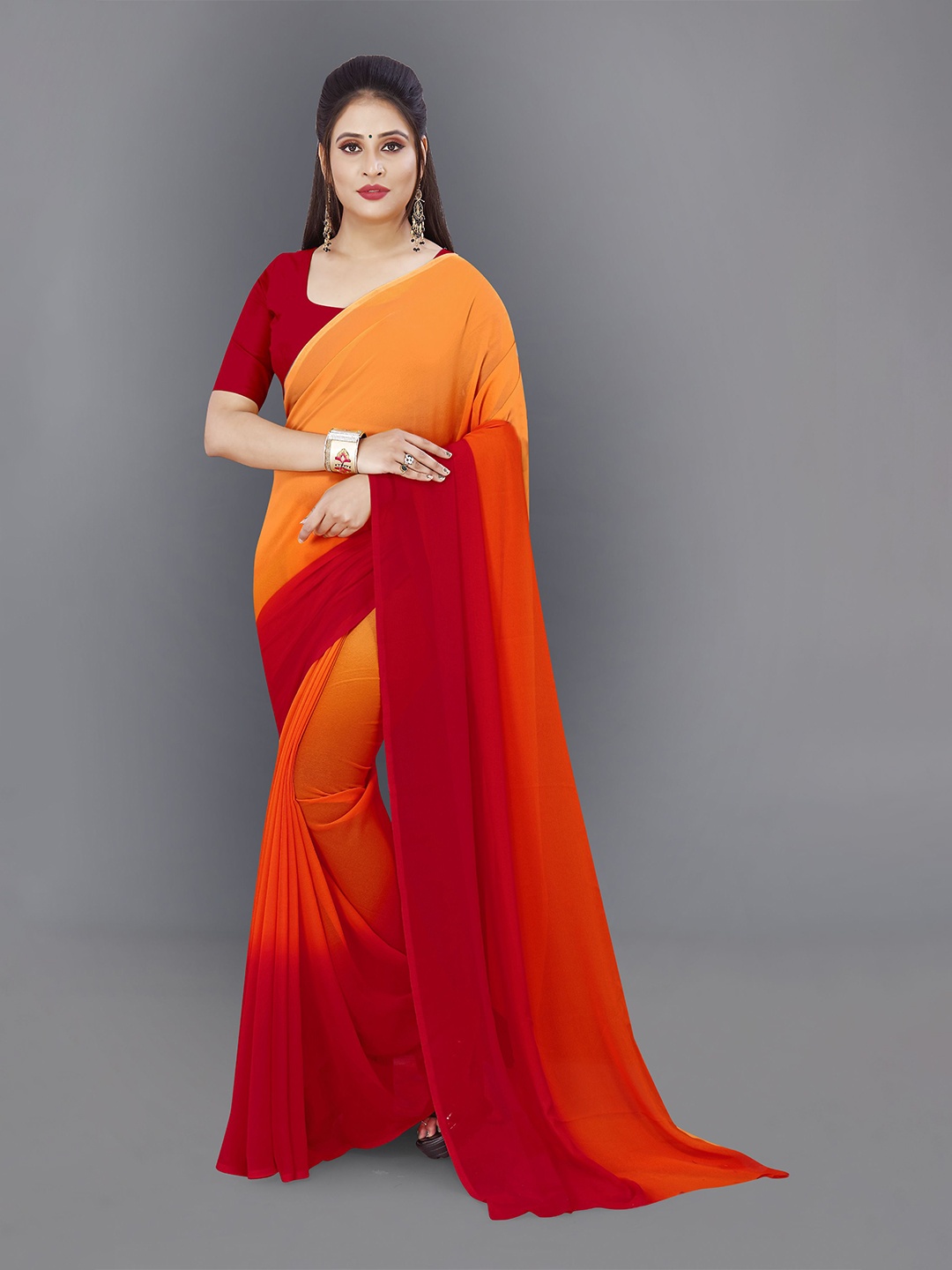 

Moda Rapido Colourblocked Dyed Saree, Red