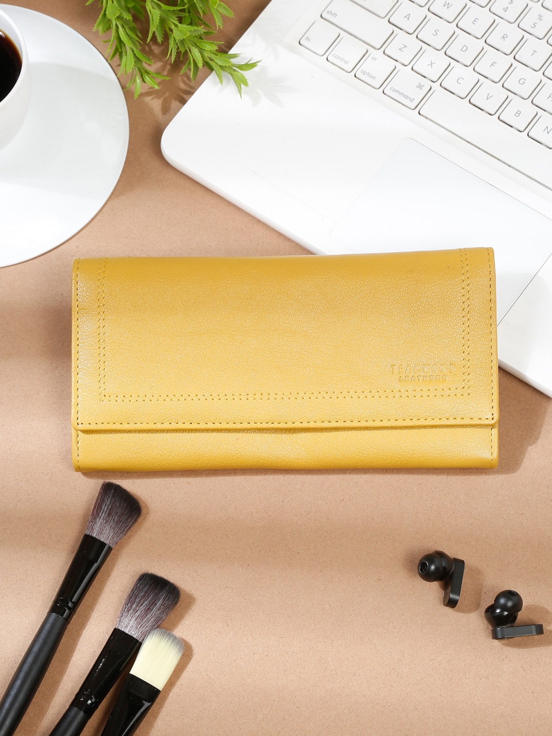 

Teakwood Leathers Women Leather Two Fold Wallet, Yellow