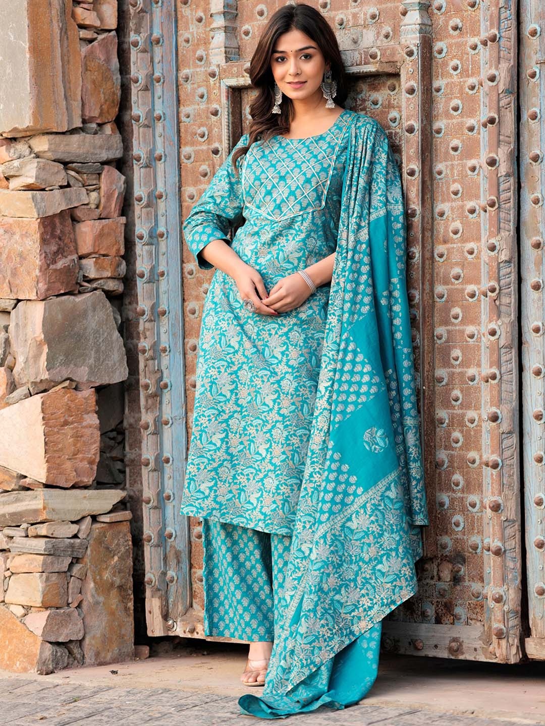 

Chandbaali Floral Printed Pure Cotton Straight Kurta With Palazzos & Dupatta, Green