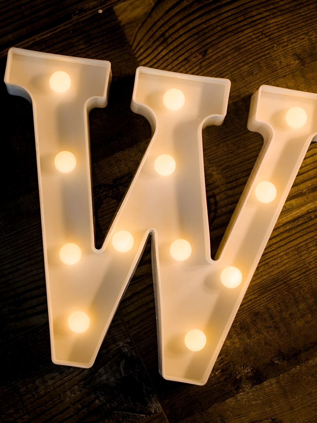 

Satyam Kraft White Contemporary Alphabet Shaped Led Table Lamp