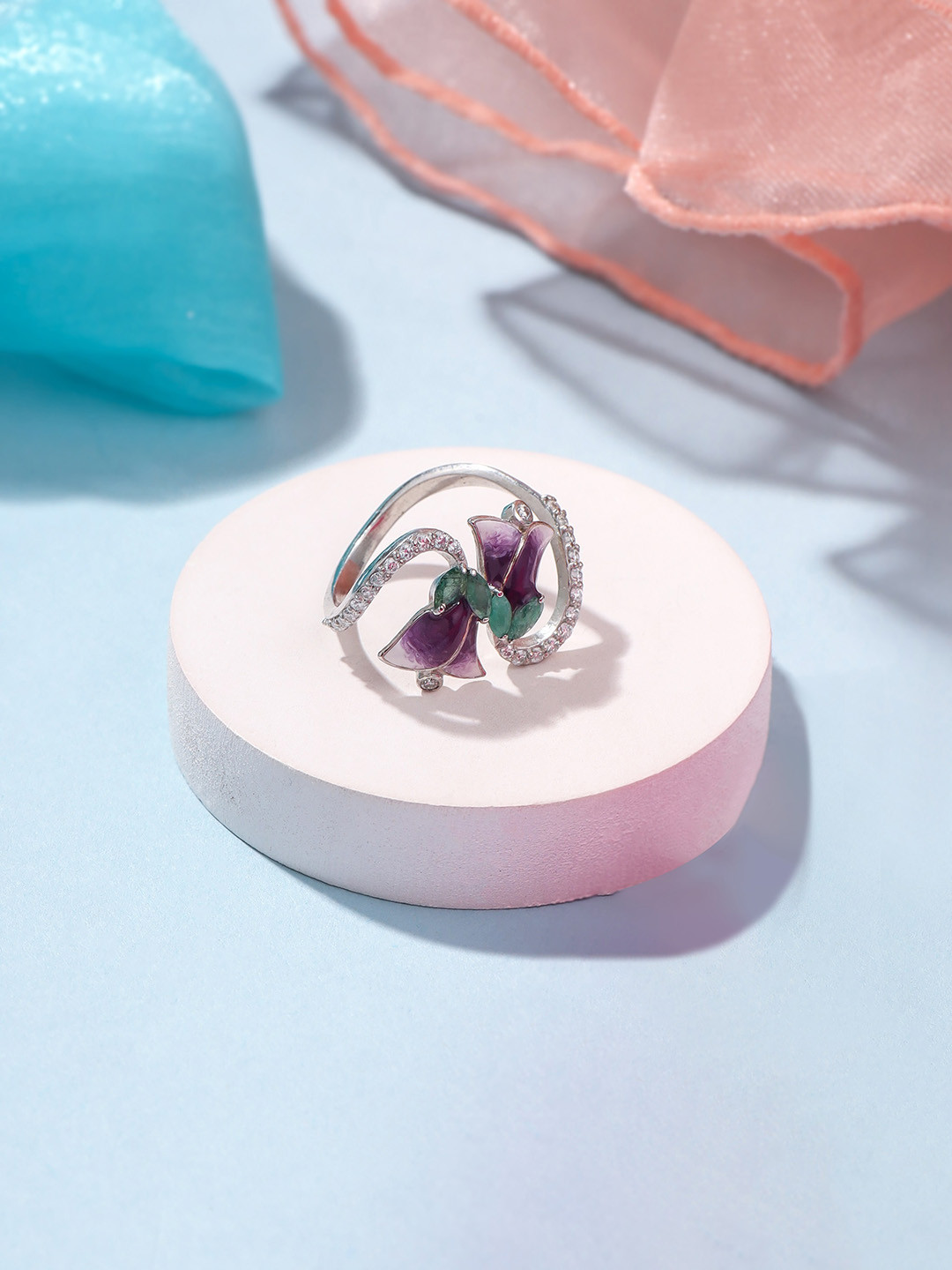 

Kicky And Perky 925 Sterling Silver Moissanite Studded Enamel Floral Finger Ring