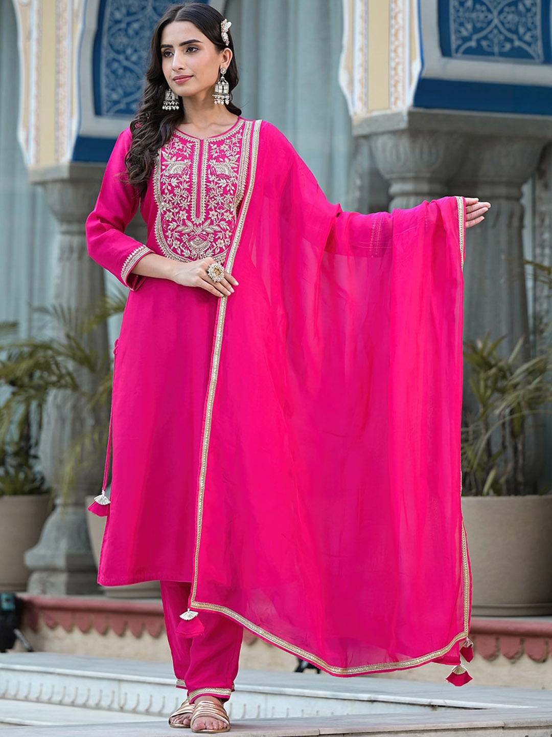 

Chandbaali Floral Embroidered Zardozi Georgette Kurta With Trousers & Dupatta, Pink