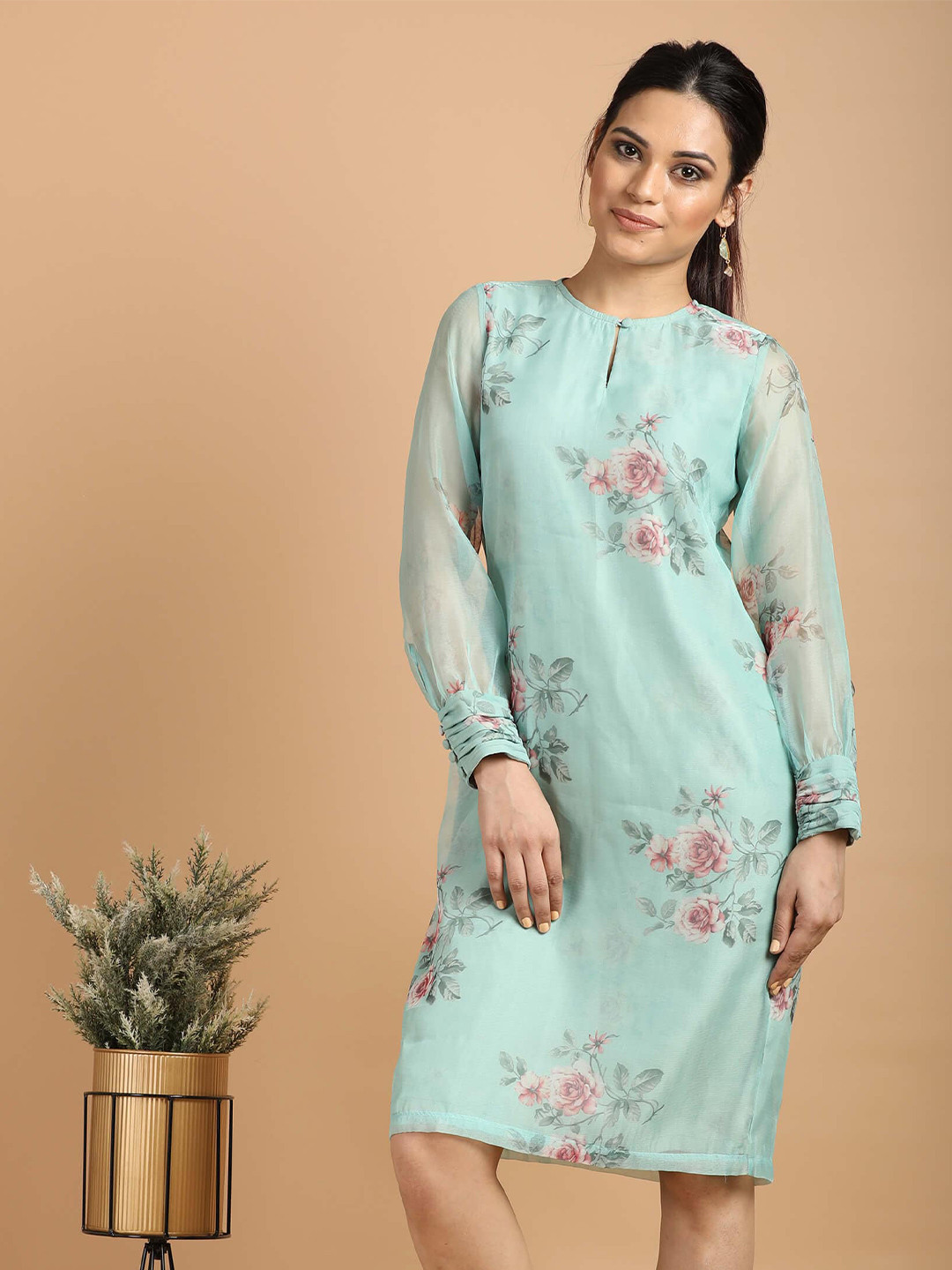 

SALT ATTIRE Round Neck Long Cuffed sleeves Floral Print Sheath Dress, Green