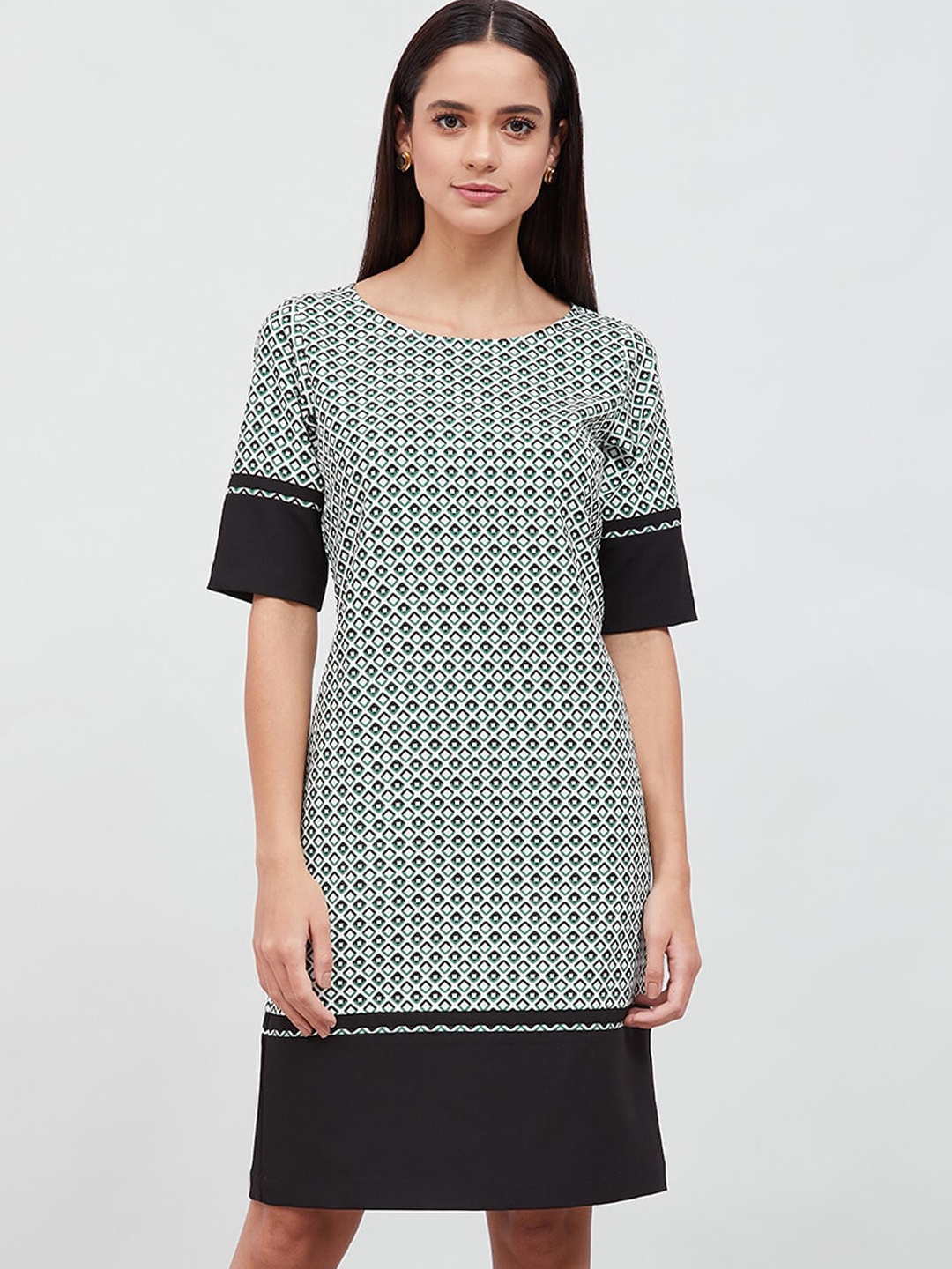 

SALT ATTIRE Moyo Printed Round Neck Short Sleeves Knee Length Sheath Dress, Multi
