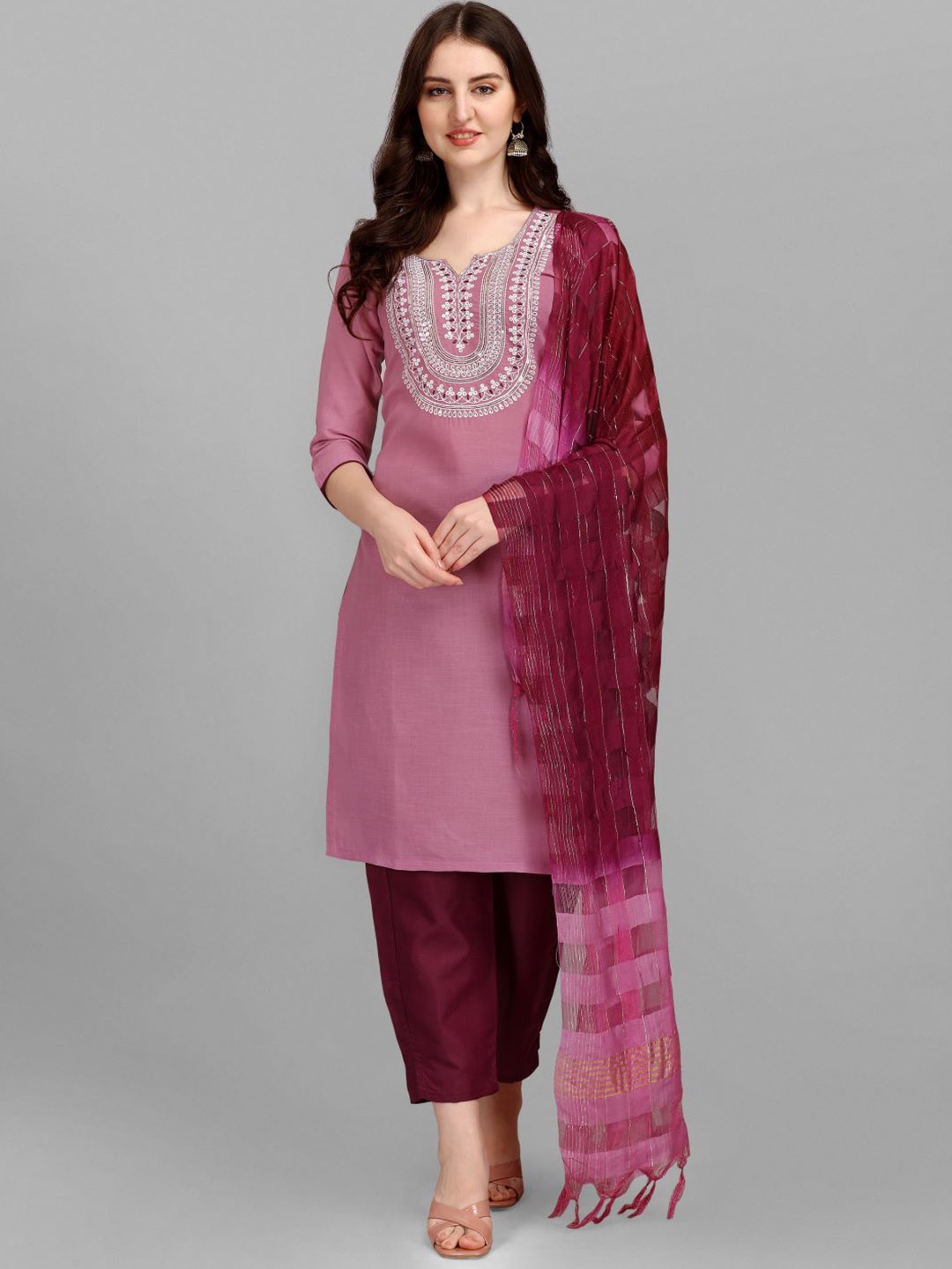 

GUFRINA Ethnic Motifs Yoke Design Thread Work Straight Kurta & Trousers With Dupatta, Pink