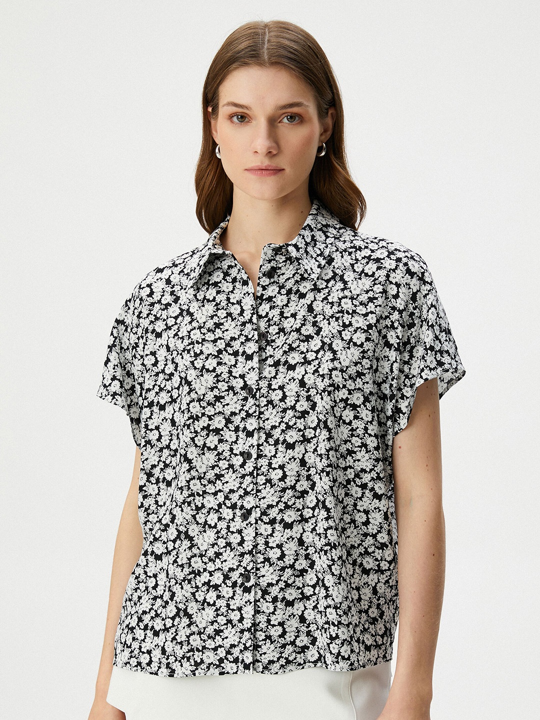 

Koton Spread Collar Regular Fit Floral Opaque Printed Casual Shirt, Black