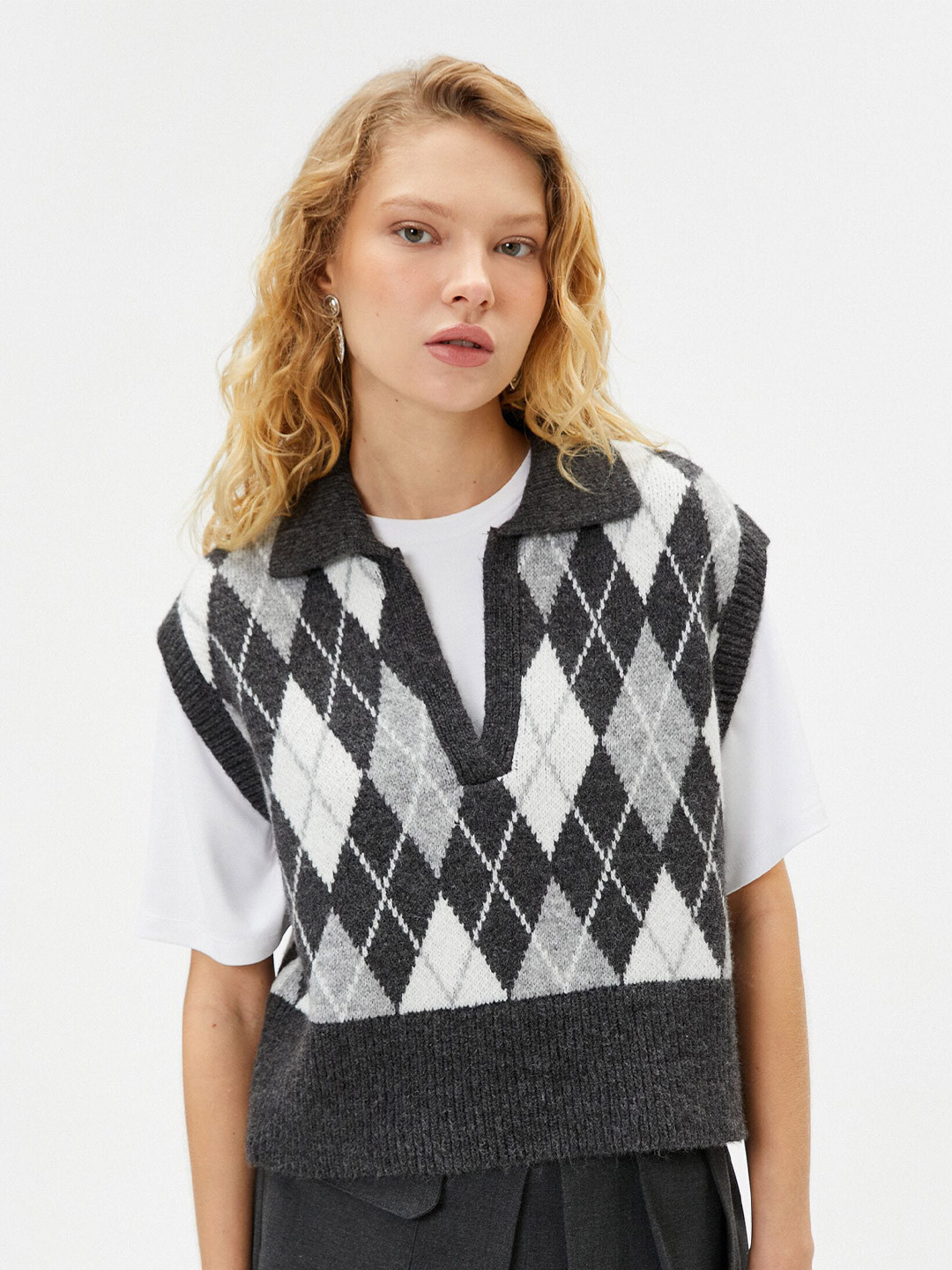 

Koton Checked Sleeveless Shirt Collar Pullover, Grey