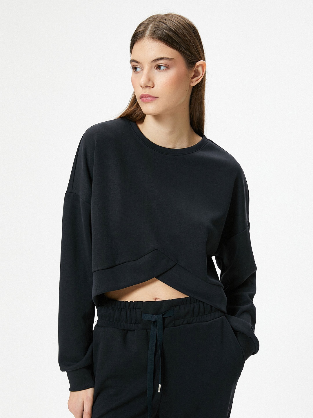 

Koton Round Neck Crop Pullover, Black