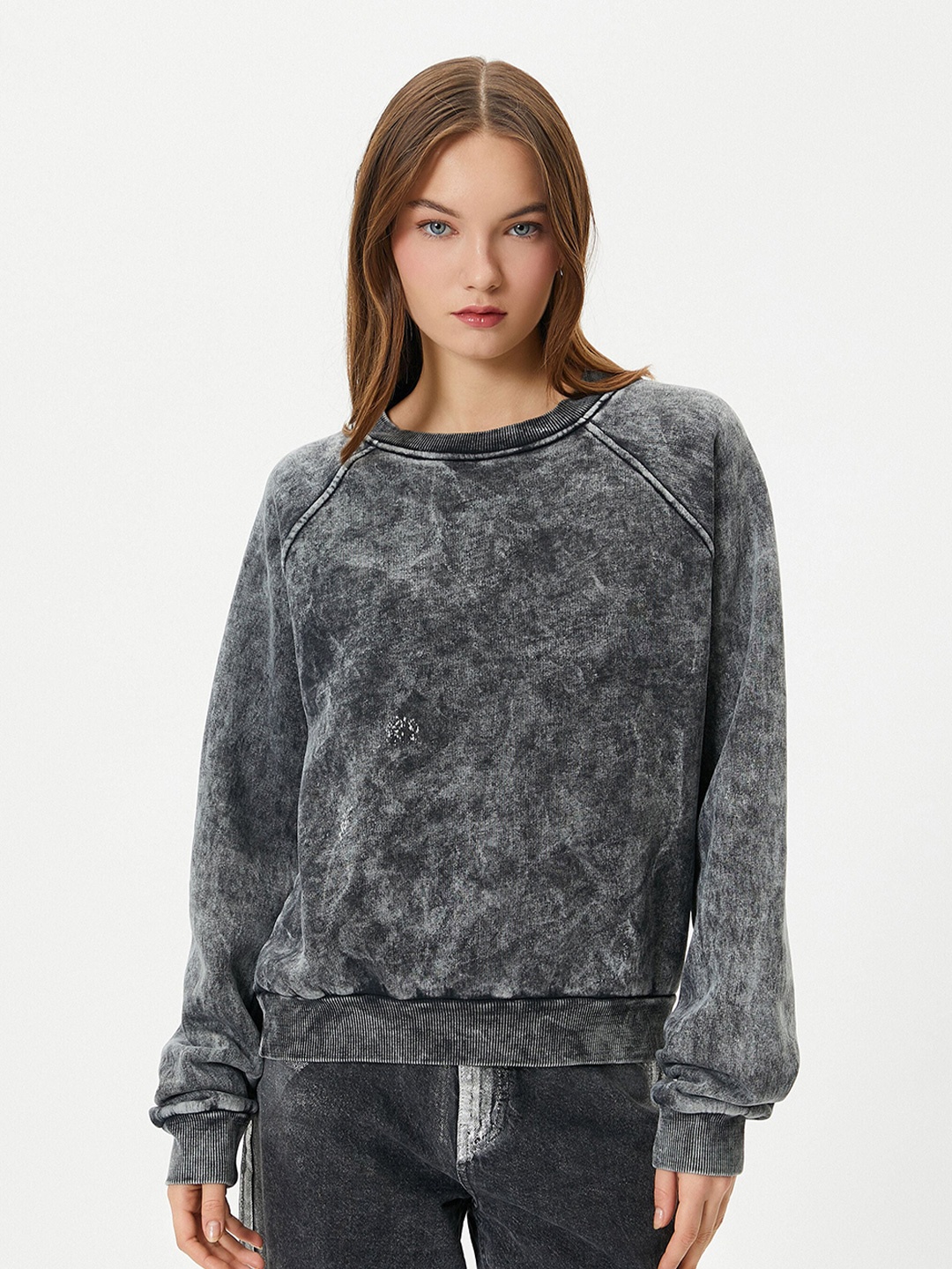 

Koton Abstract Printed Pullover, Grey