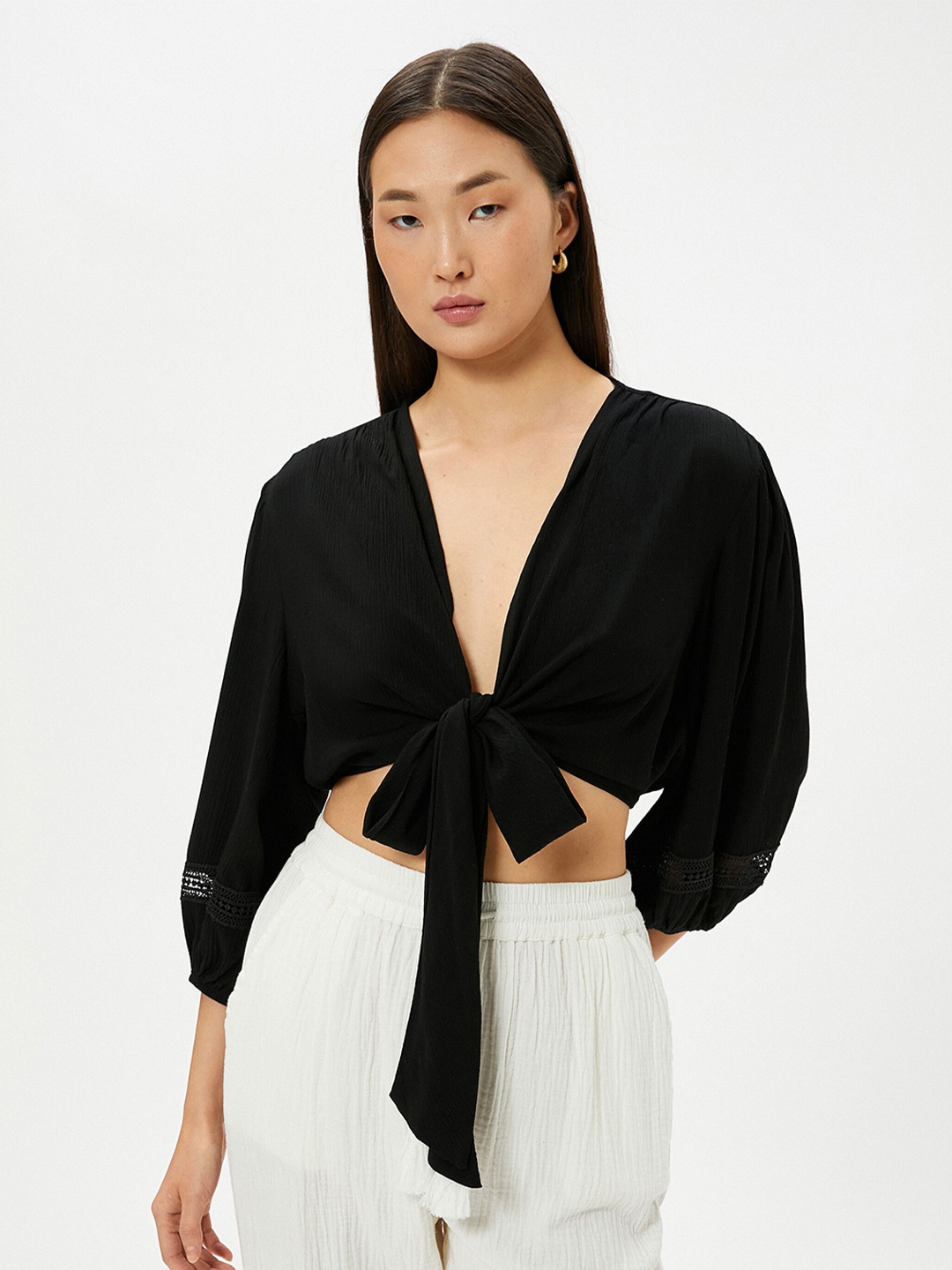

Koton V-Neck Long Sleeves Crop Top, Black