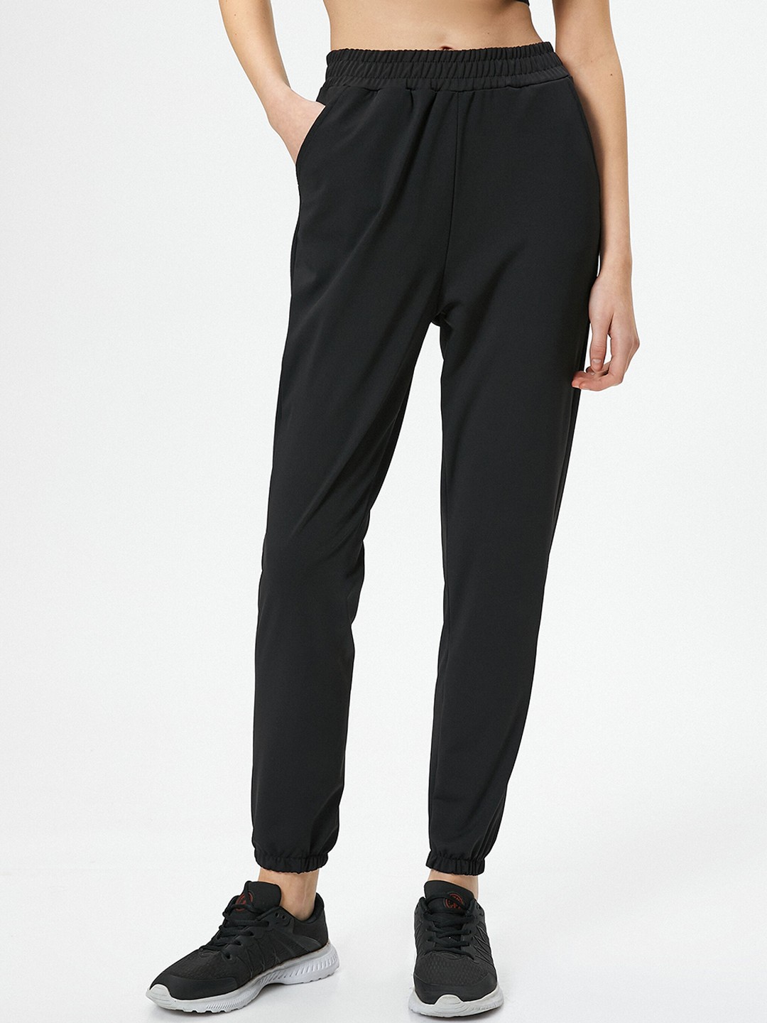 

Koton Women Mid-Rise Joggers, Black