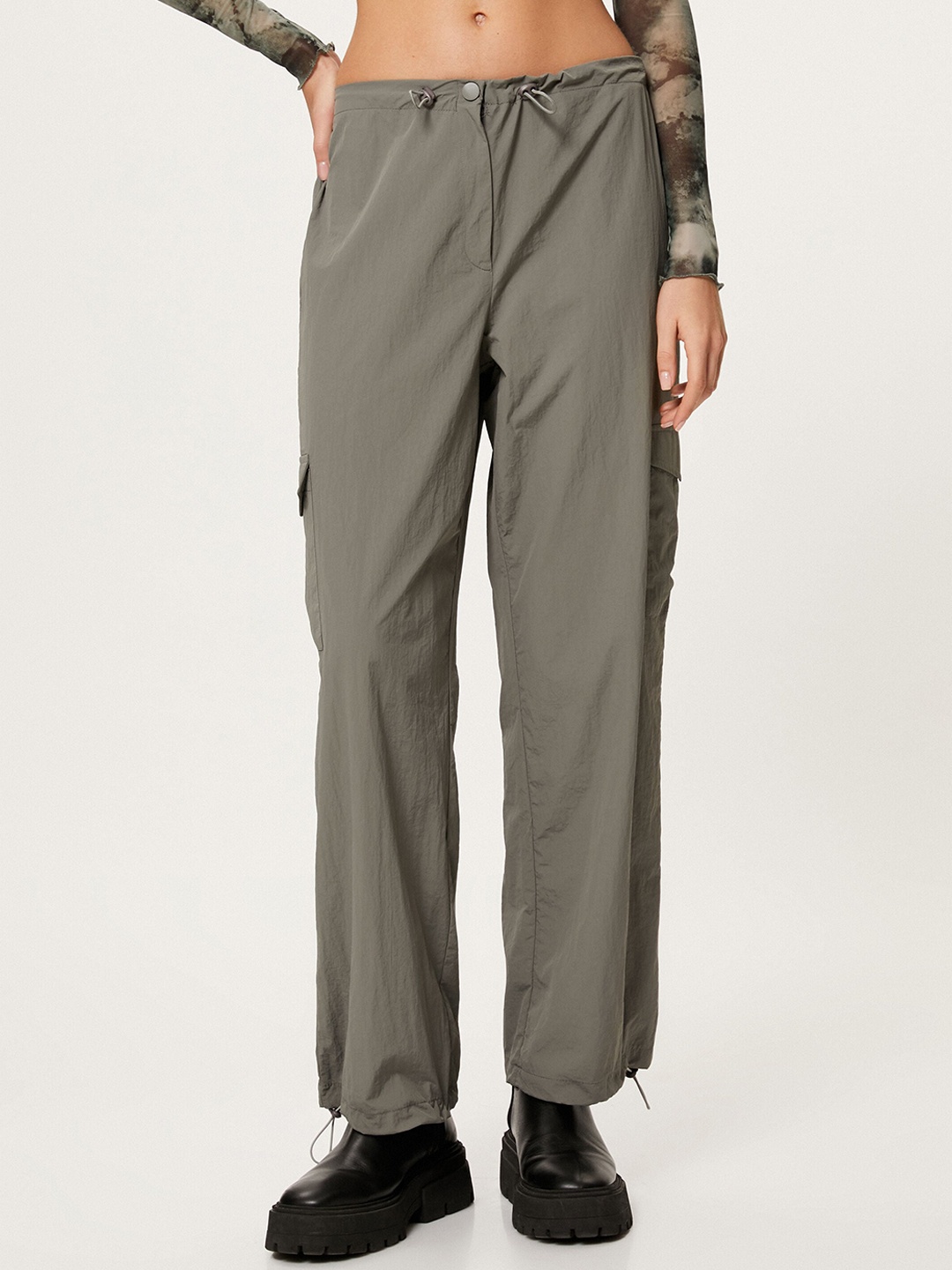 

Koton Women Mid-Rise Trousers, Grey