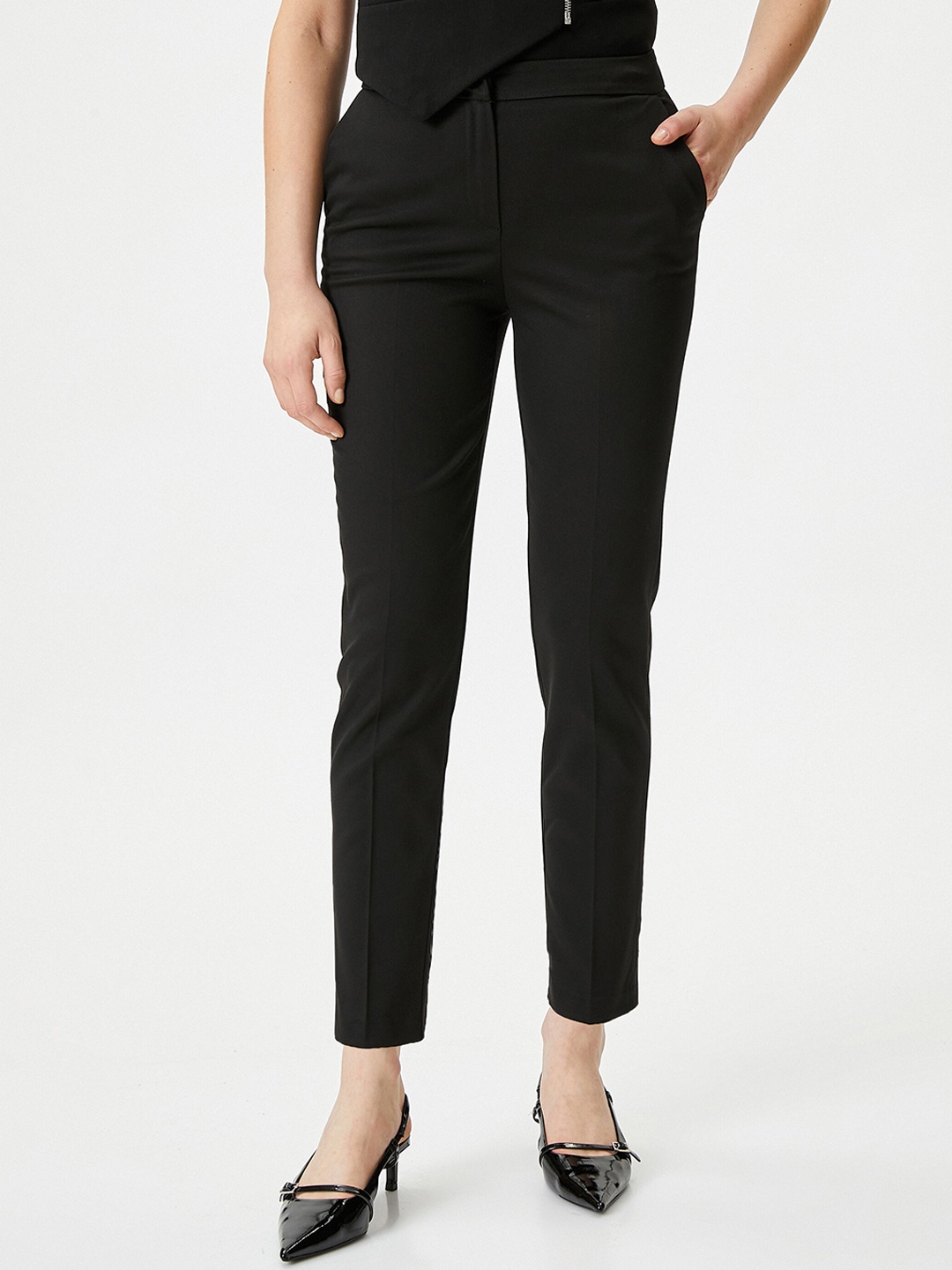 

Koton Women Mid Rise Trousers, Black