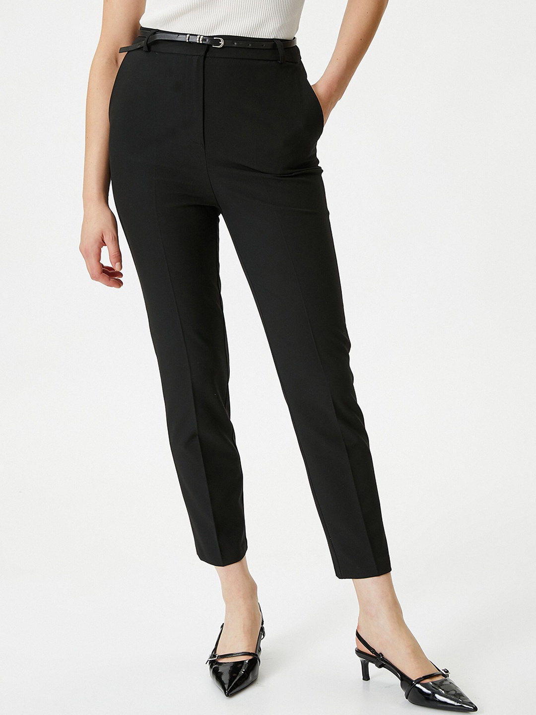 

Koton Women Mid-Rise Flat-Front Cropped Regular Trousers, Black
