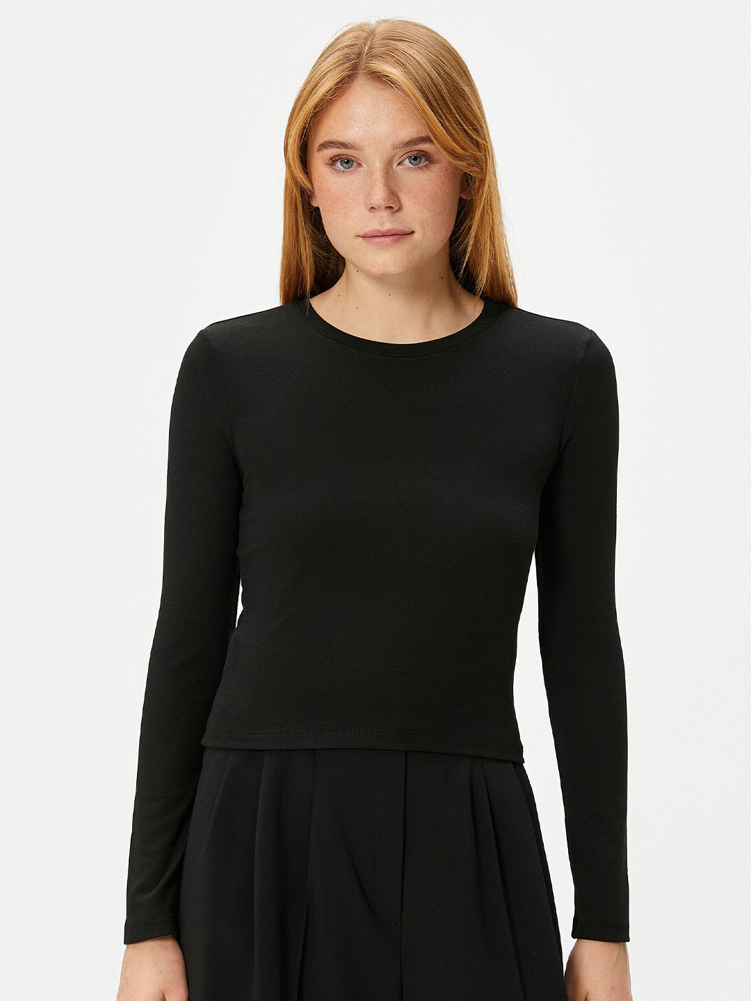 

Koton Round Neck Long Sleeves T-shirt, Black