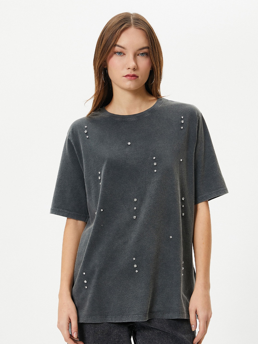

Koton Embellished Round Neck Drop Shoulder Sleeves Pure Cotton T-Shirt, Grey