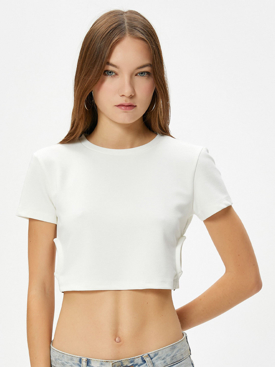 

Koton Round Neck Short Sleeves Crop T-shirt, White