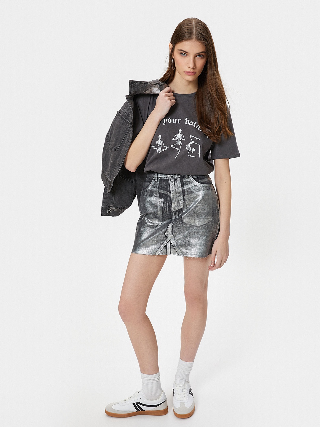 

Koton Graphic Printed Round Neck Short Sleeves Cotton T-shirt, Grey
