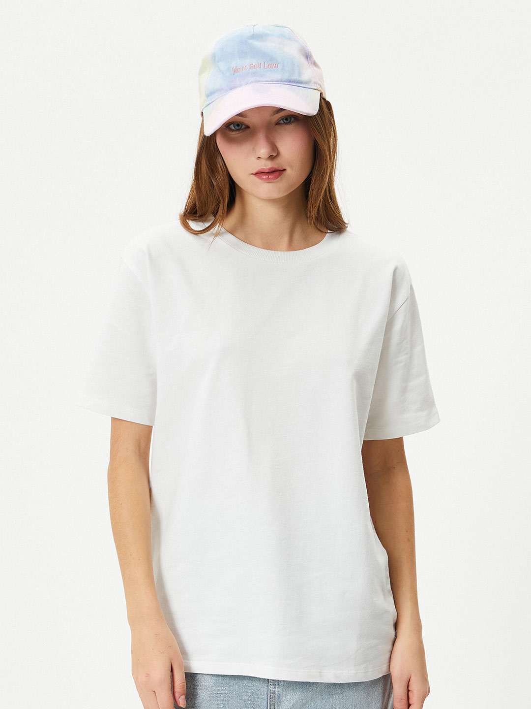 

Koton Round Neck Drop-Shoulder Sleeves T-shirt, White