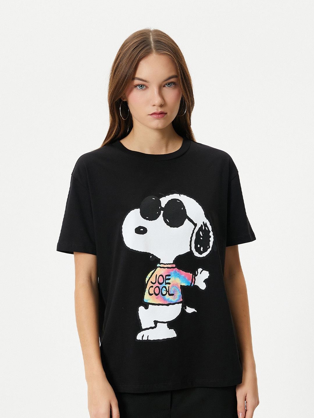 

Koton Snoopy Printed Drop-Shoulder Sleeves Pure Cotton T-shirt, Black