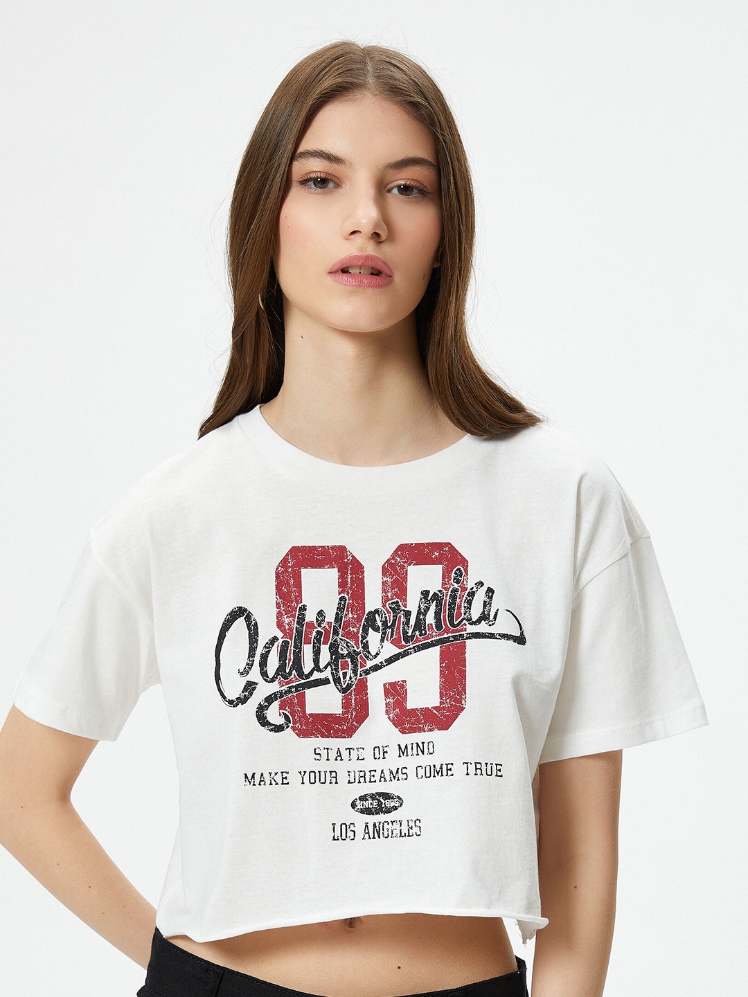 

Koton Typography Printed Drop-Shoulder Sleeves Pure Cotton Crop T-shirt, White