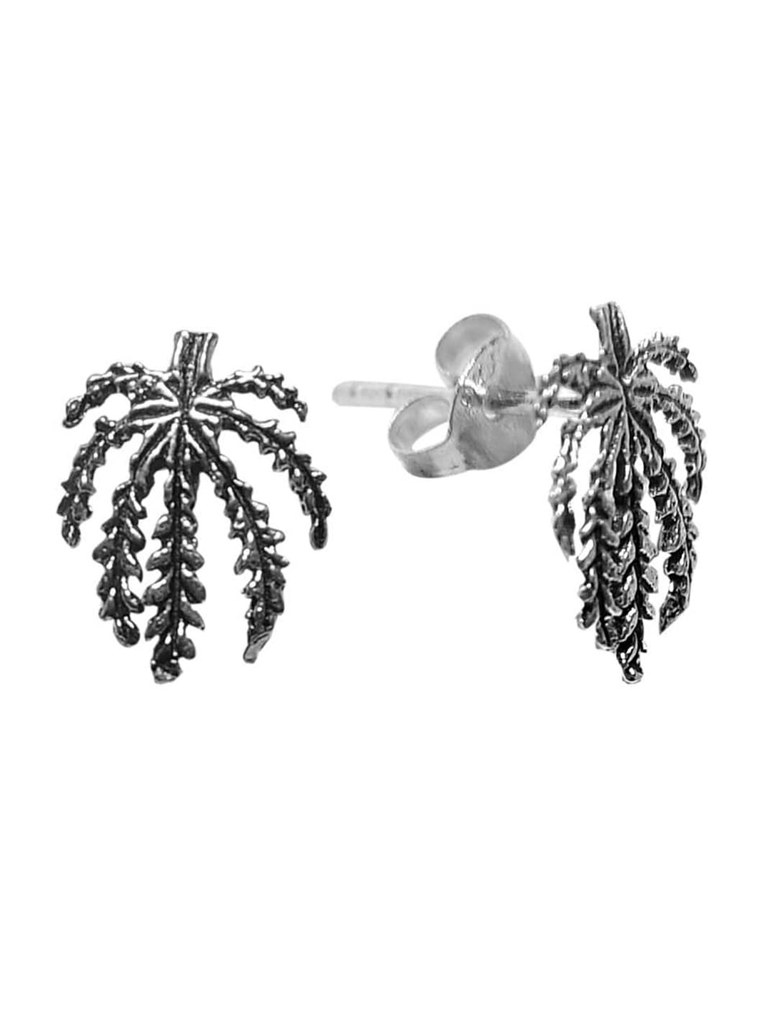 

Abhooshan 925 Sterling Silver Oxidised Floral Studs