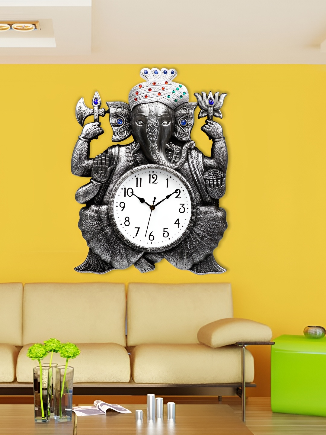 

Attractionz Black & White Textured Analogue Contemporary Wall Clock