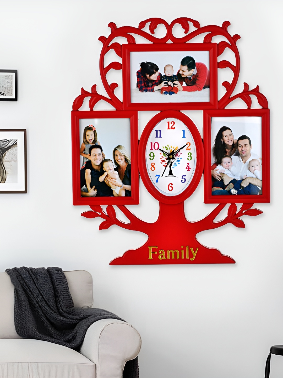 

Attractionz Red & White Oval Shaped Contemporary Analogue Wall Clock With Photo Frame