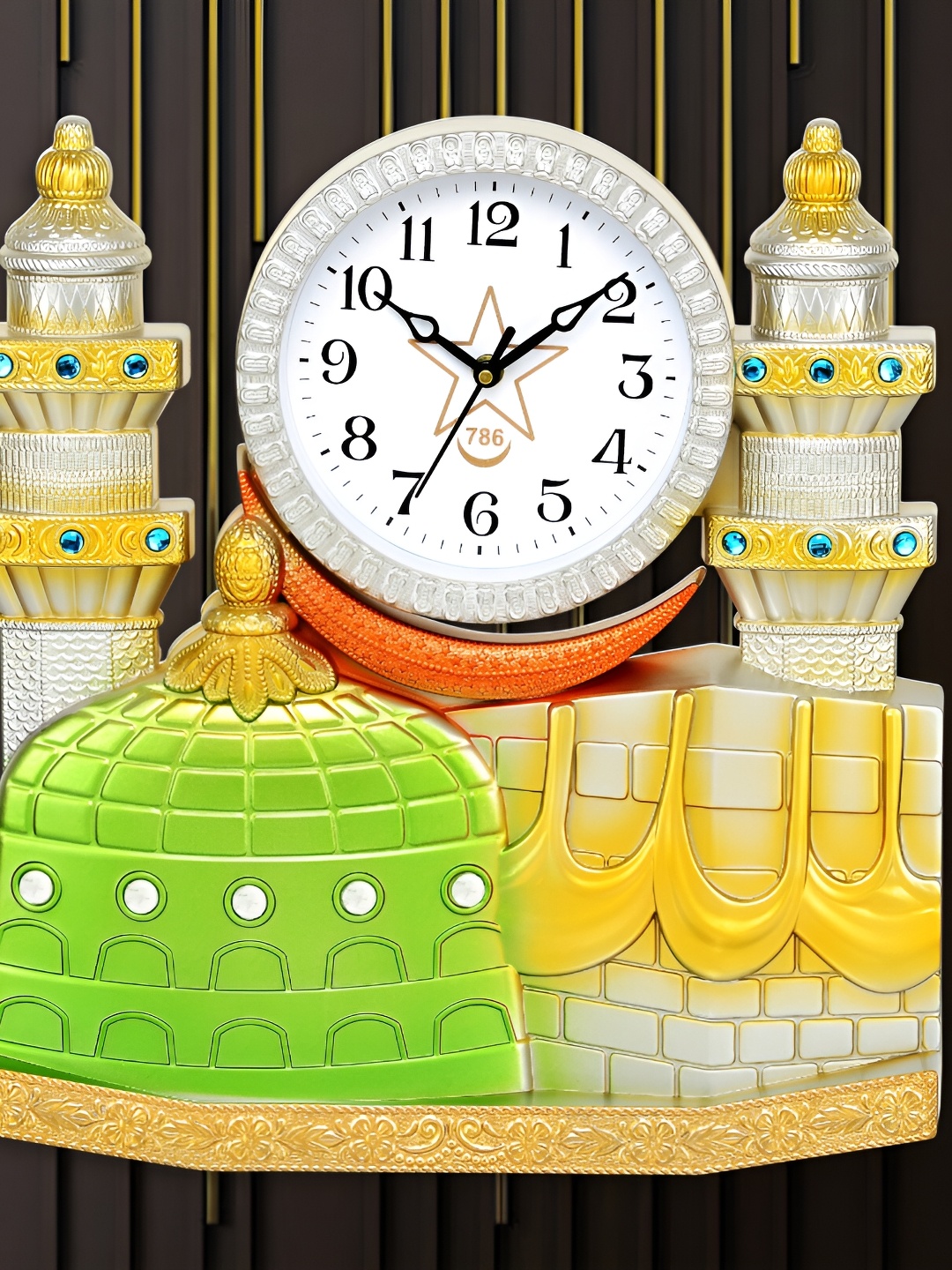 

Attractionz White & Green Textured Contemporary Wall Clock