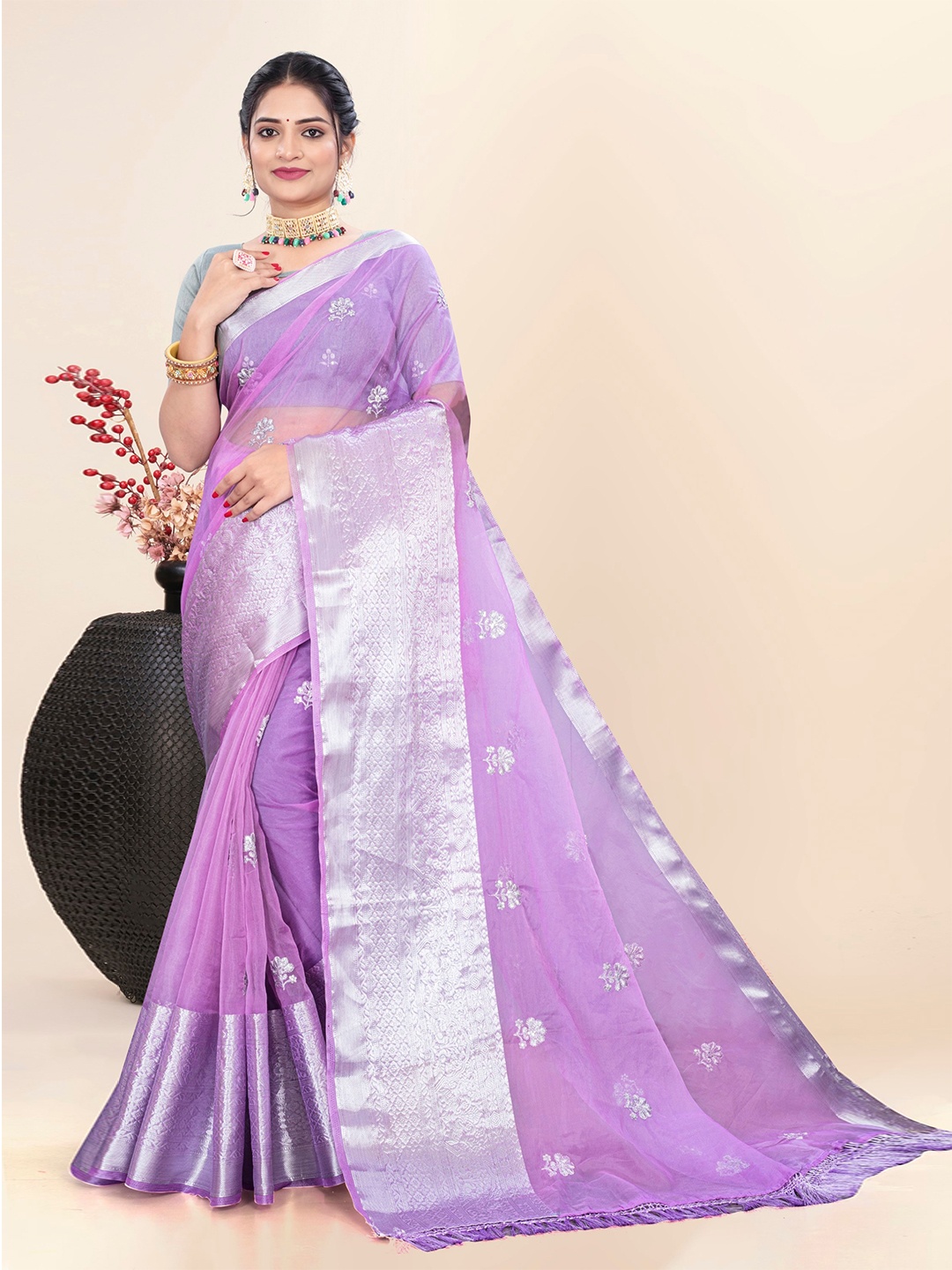 

Celeb Styles Ethnic Motifs Woven Design Zari Organza Kanjeevaram Saree, Violet