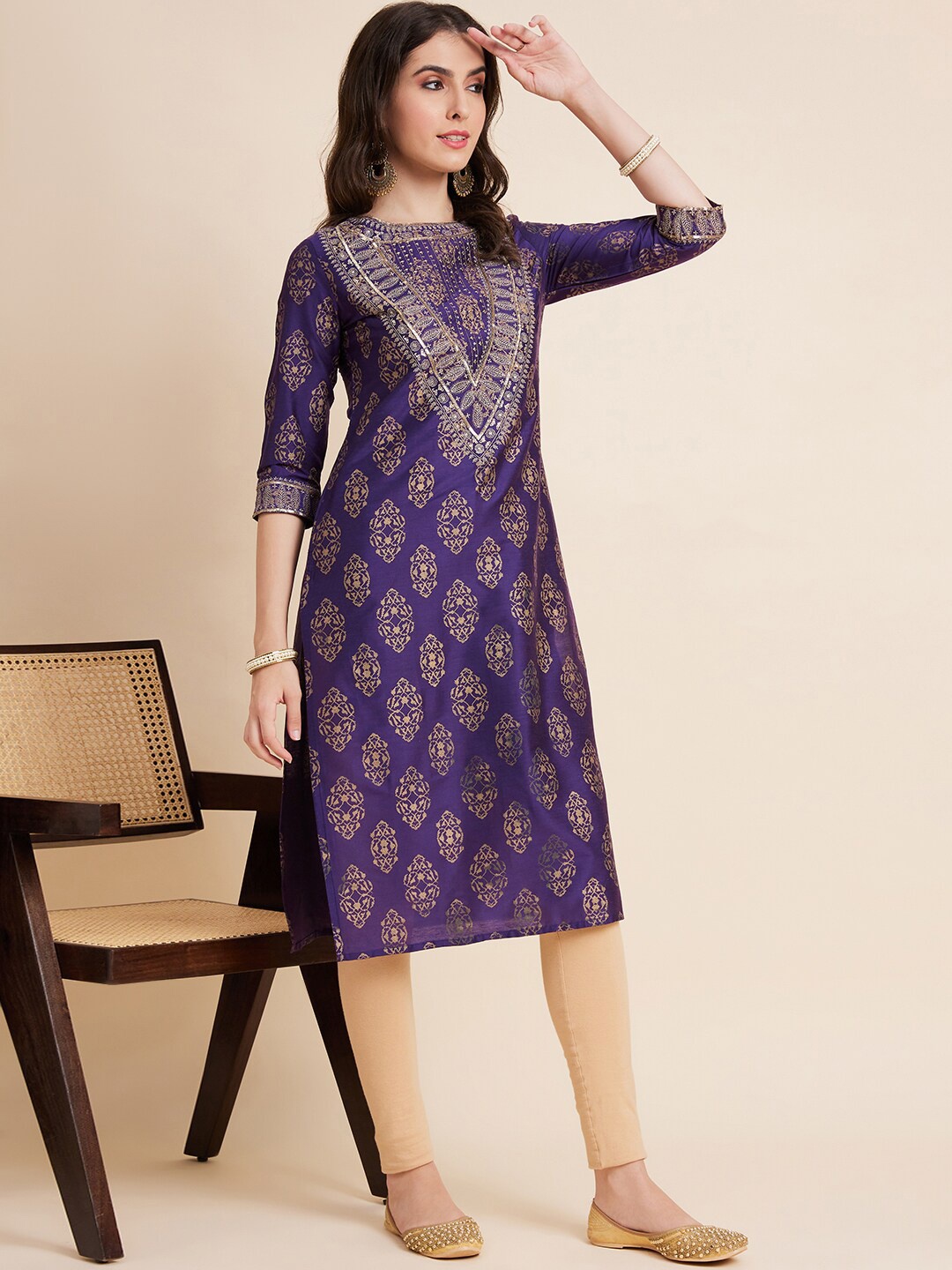 

Ramas Ethnic Motifs Printed Sequins Straight Kurta, Blue