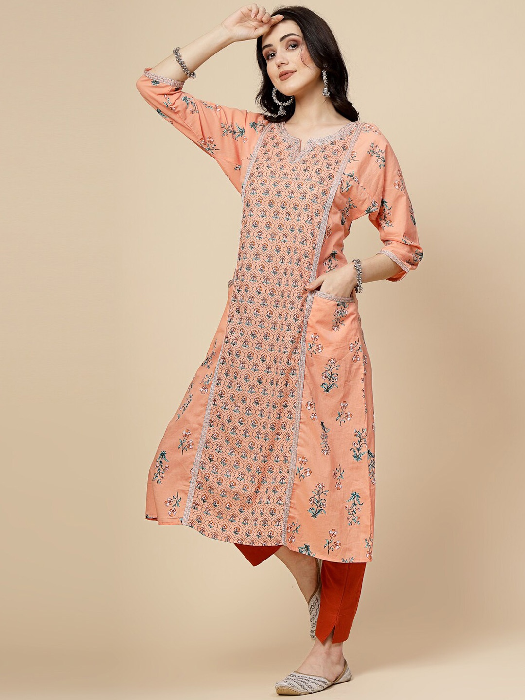 

Ramas Paisley Printed Three-Quarter Sleeves Thread Work Cotton Kurta, Orange