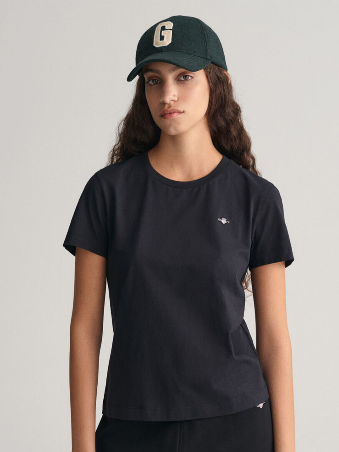 

GANT Solid Round Neck Regular Fit T-Shirt, Black