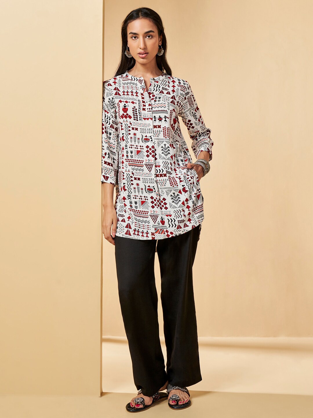 

Global Desi Mandarin Collar Ethnic Printed Tunic, Off white