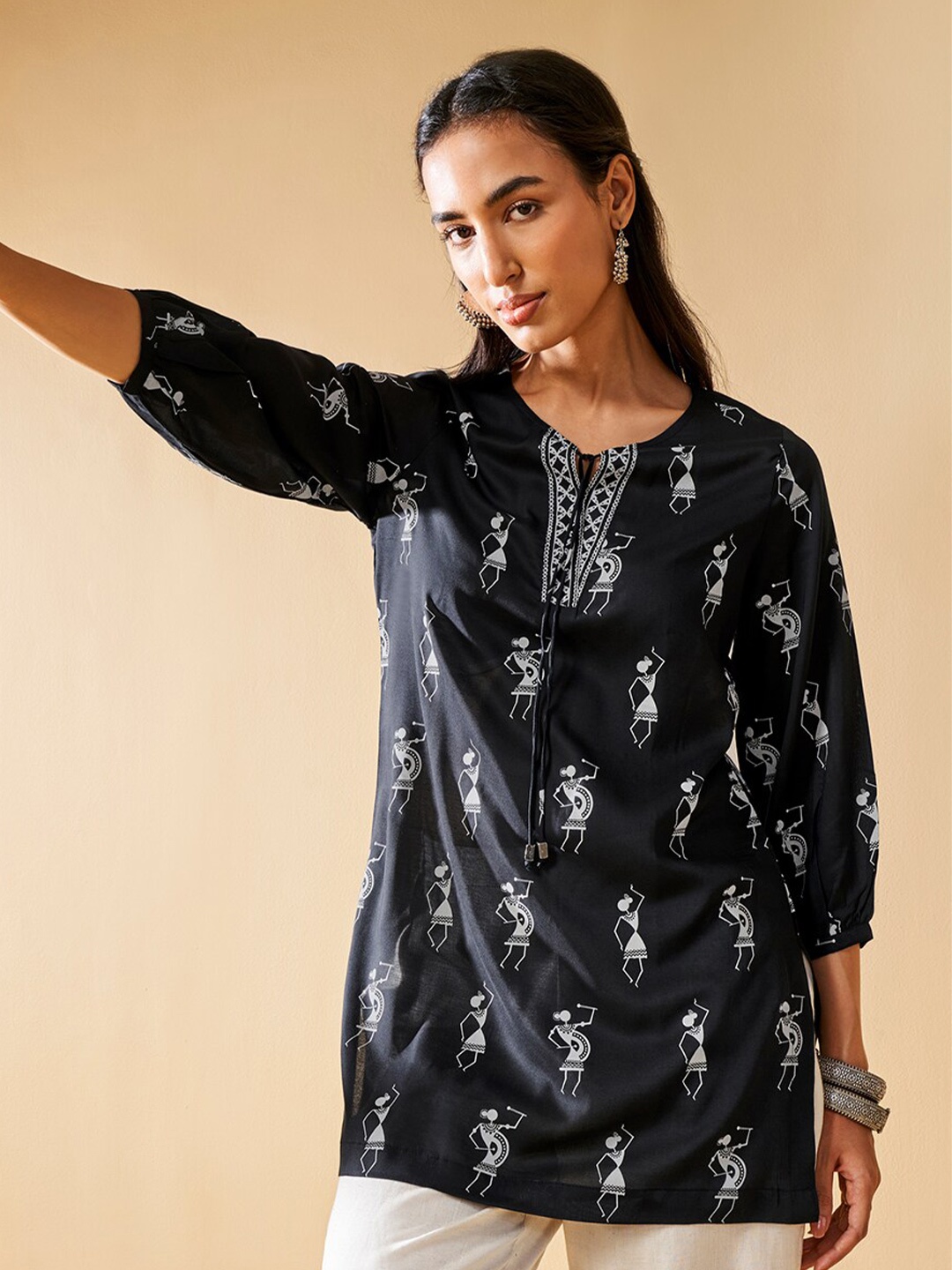 

Global Desi Warli Printed Tunic, Black