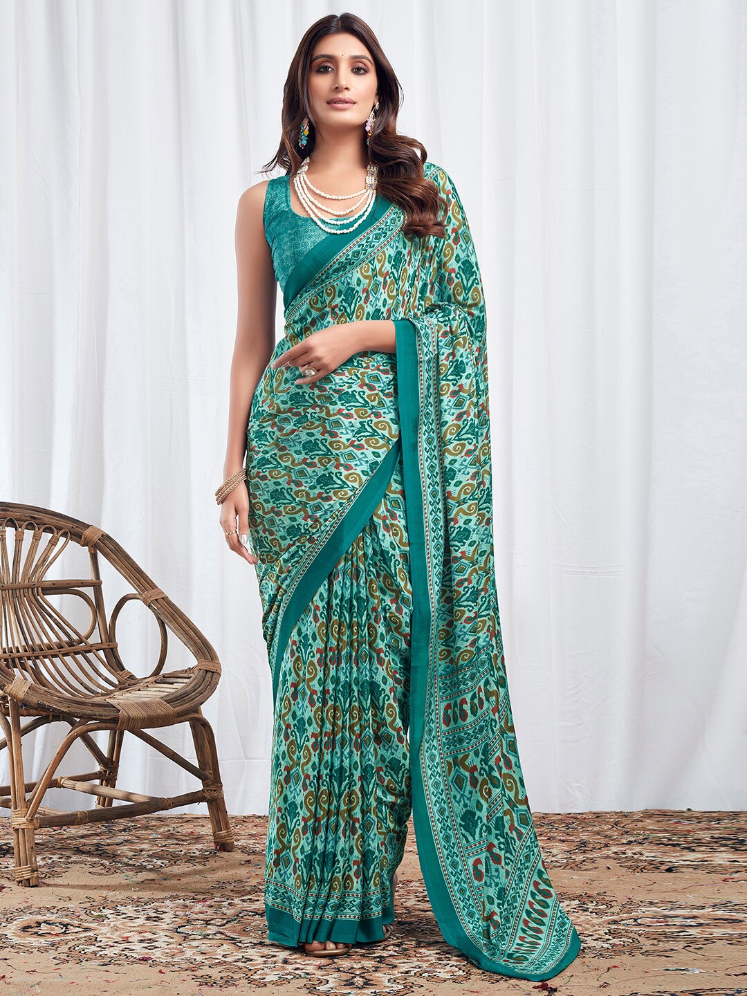 

Satrani Blue & Brown Ethnic Motifs Printed Sungudi Saree, Turquoise blue