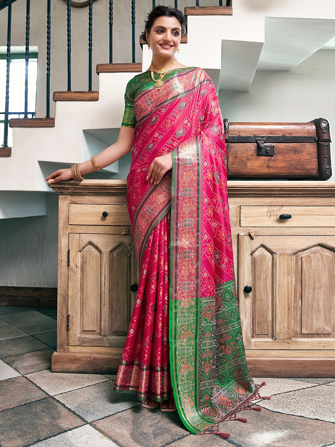 

Satrani Ethnic Motif Woven Design Zari Silk Cotton Banarasi Saree, Pink