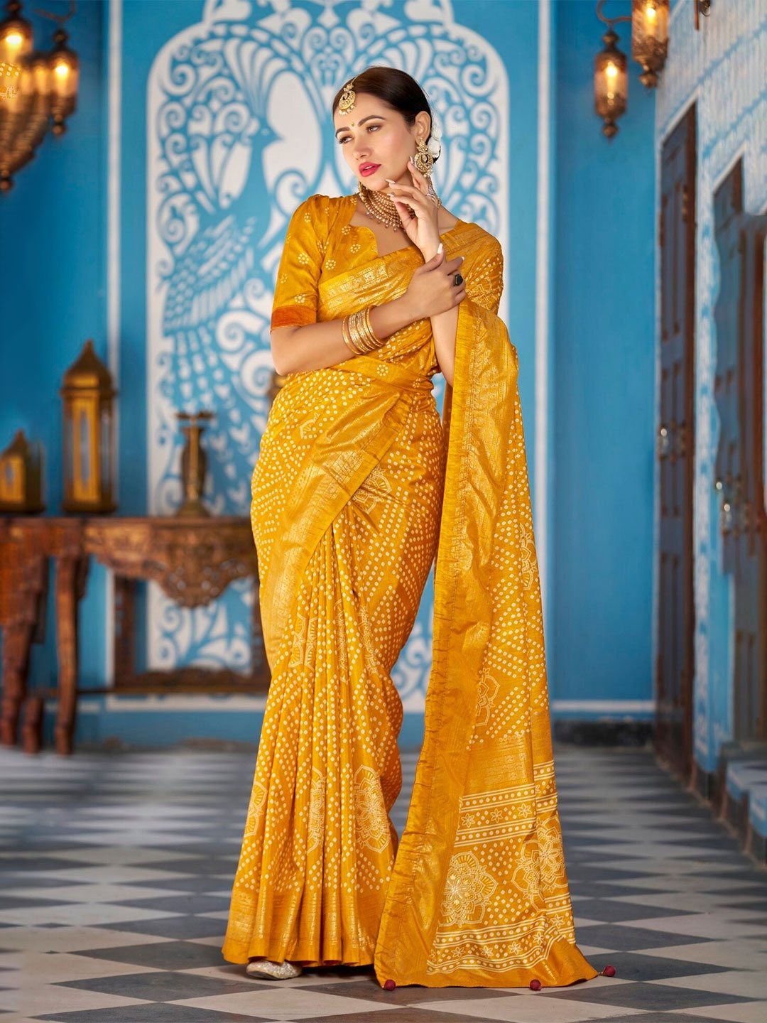 

LeeliPeeri Designer Bandhani Zari Saree, Yellow