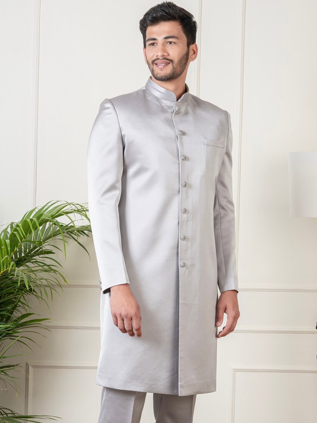 

TheEthnic.Co Classic Mandarin Collar Indowestern Velvet Sherwani Set, Grey