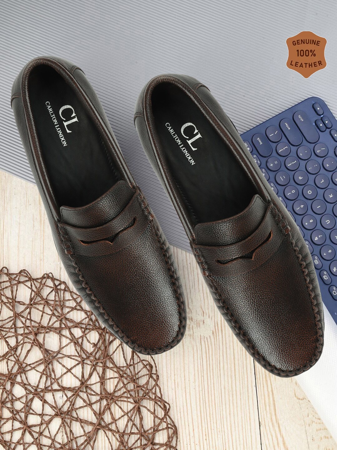 

Carlton London Men Round Toe Lightweight Leather Loafers, Brown