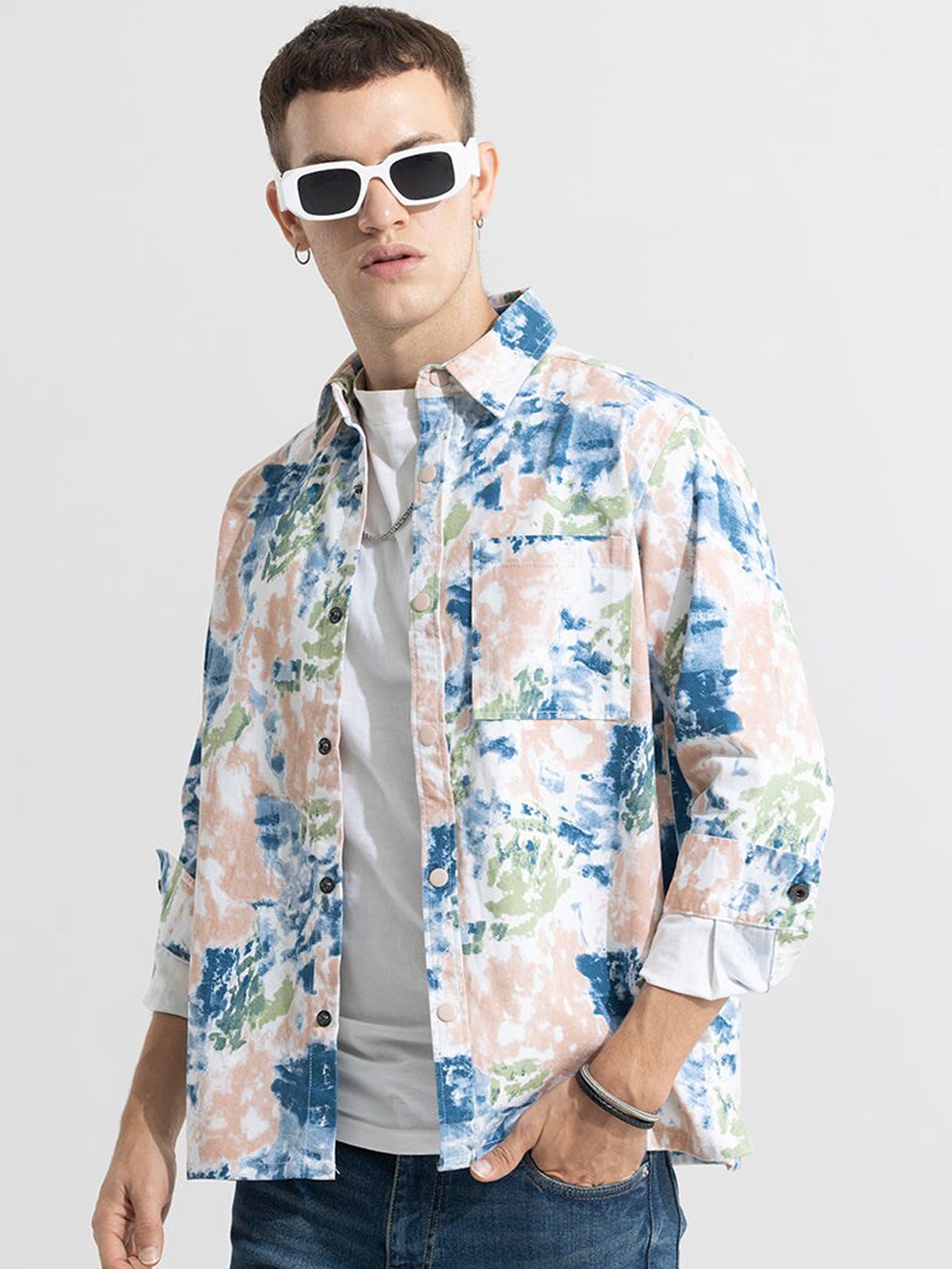 

Snitch Green Abstract Printed Cotton Casual Shirt