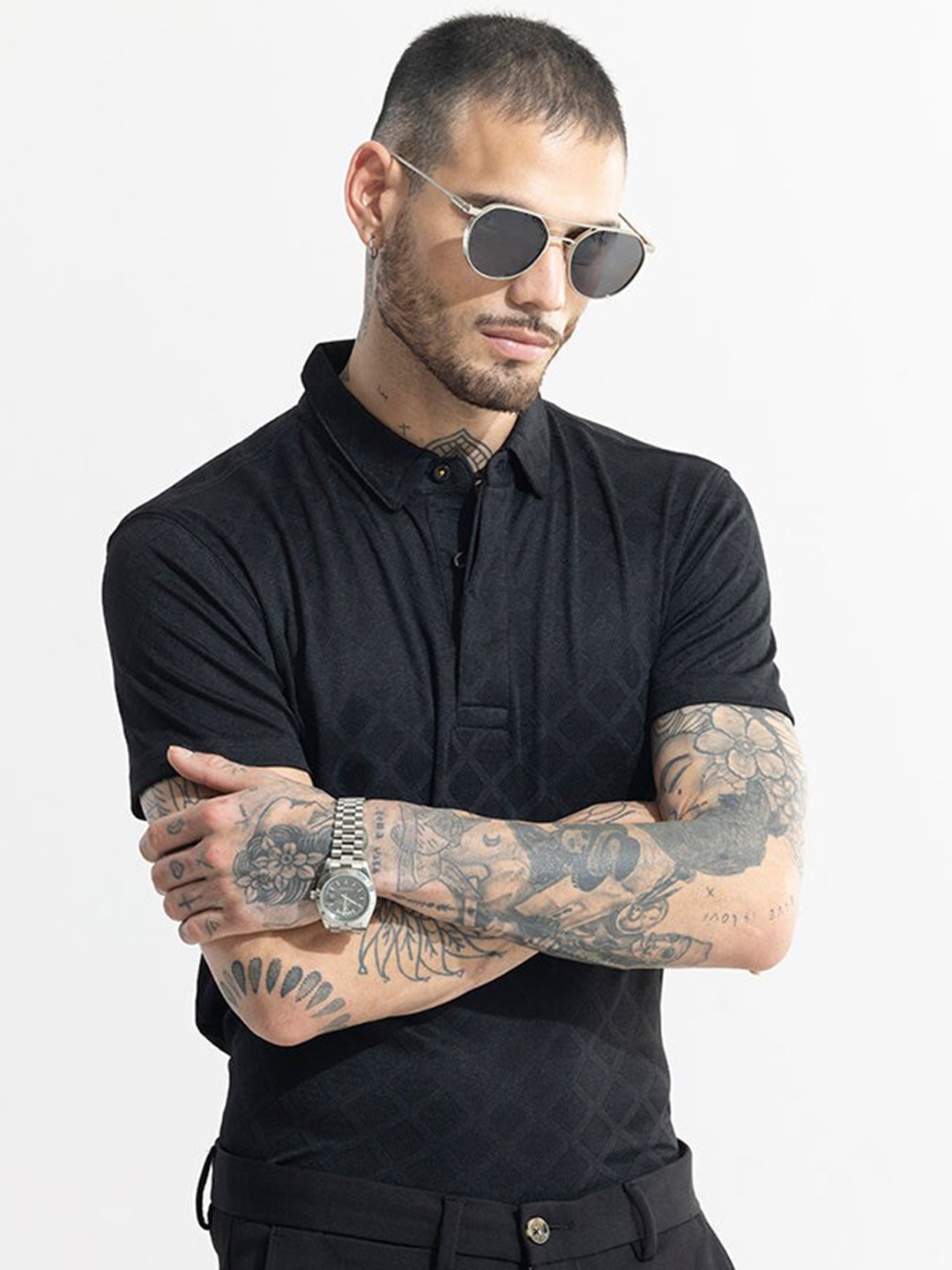 

Snitch Black Self Design Polo Collar Cotton Slim Fit T-shirt