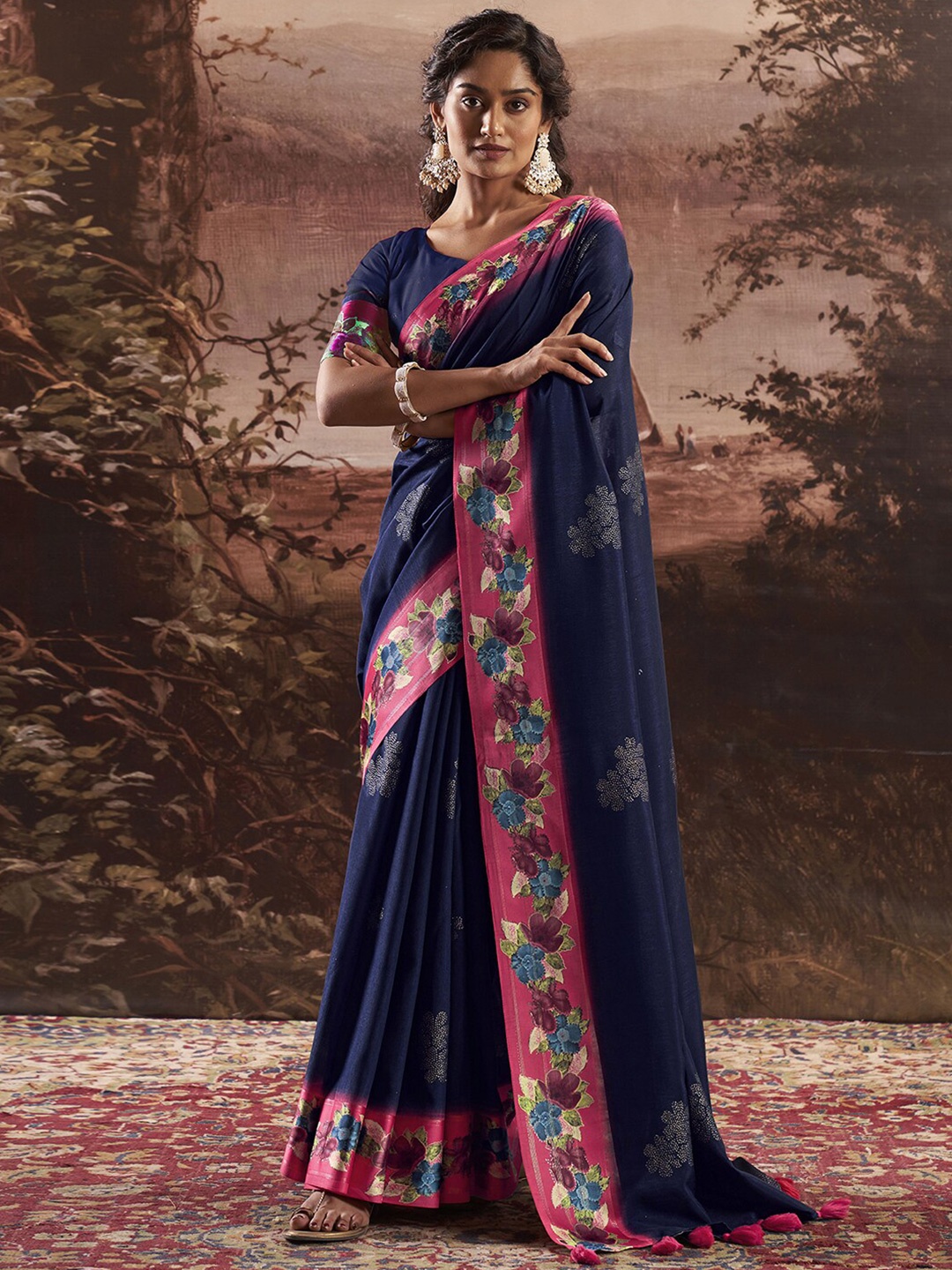 

Satrani Floral Zari Narayan Peth Saree, Navy blue