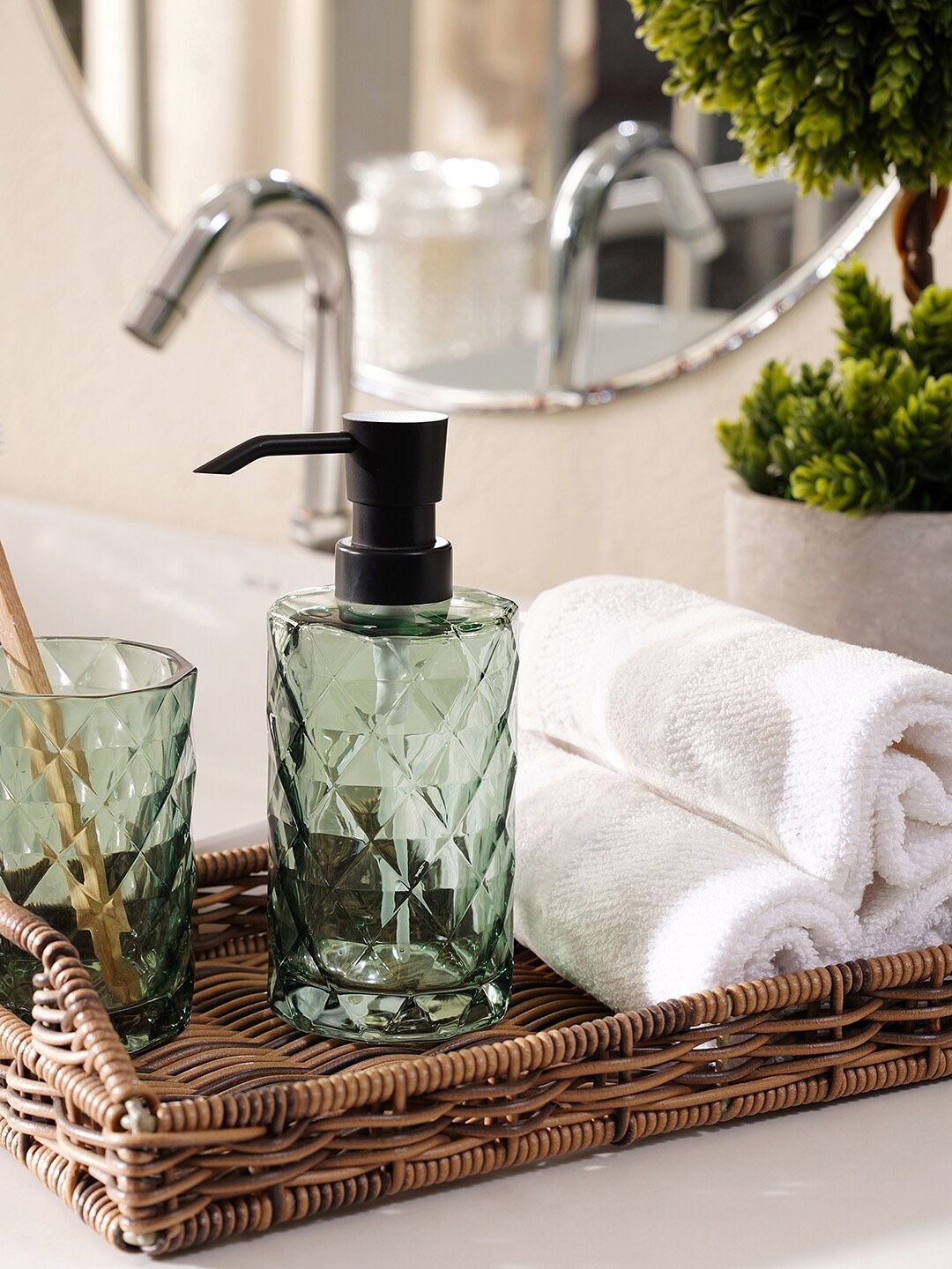 

Pure Home and Living Green Glass Textured Soap Dispenser