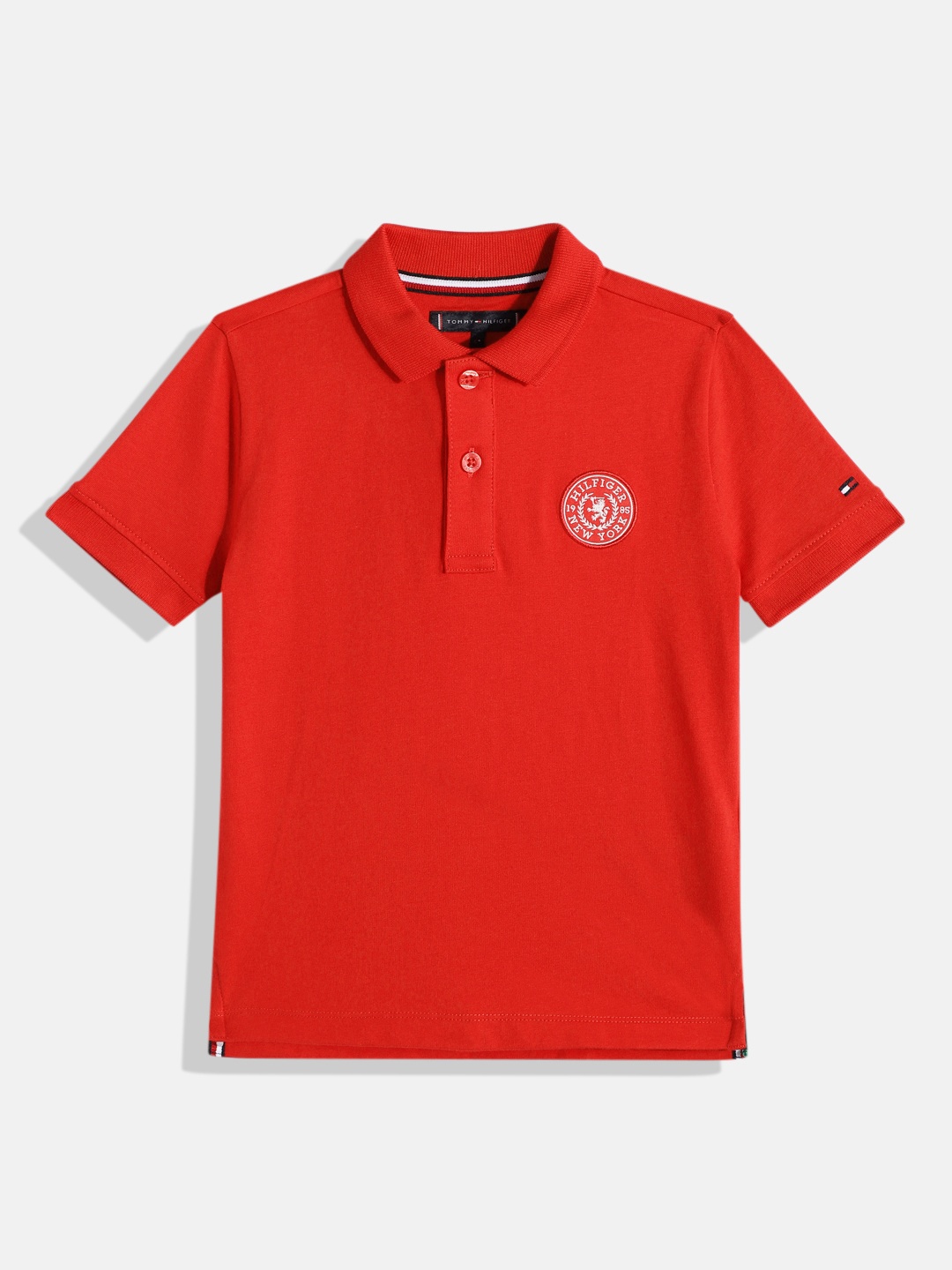 

Tommy Hilfiger Boys Solid Polo Collar Pure Cotton Brand Logo Applique T-shirt, Red