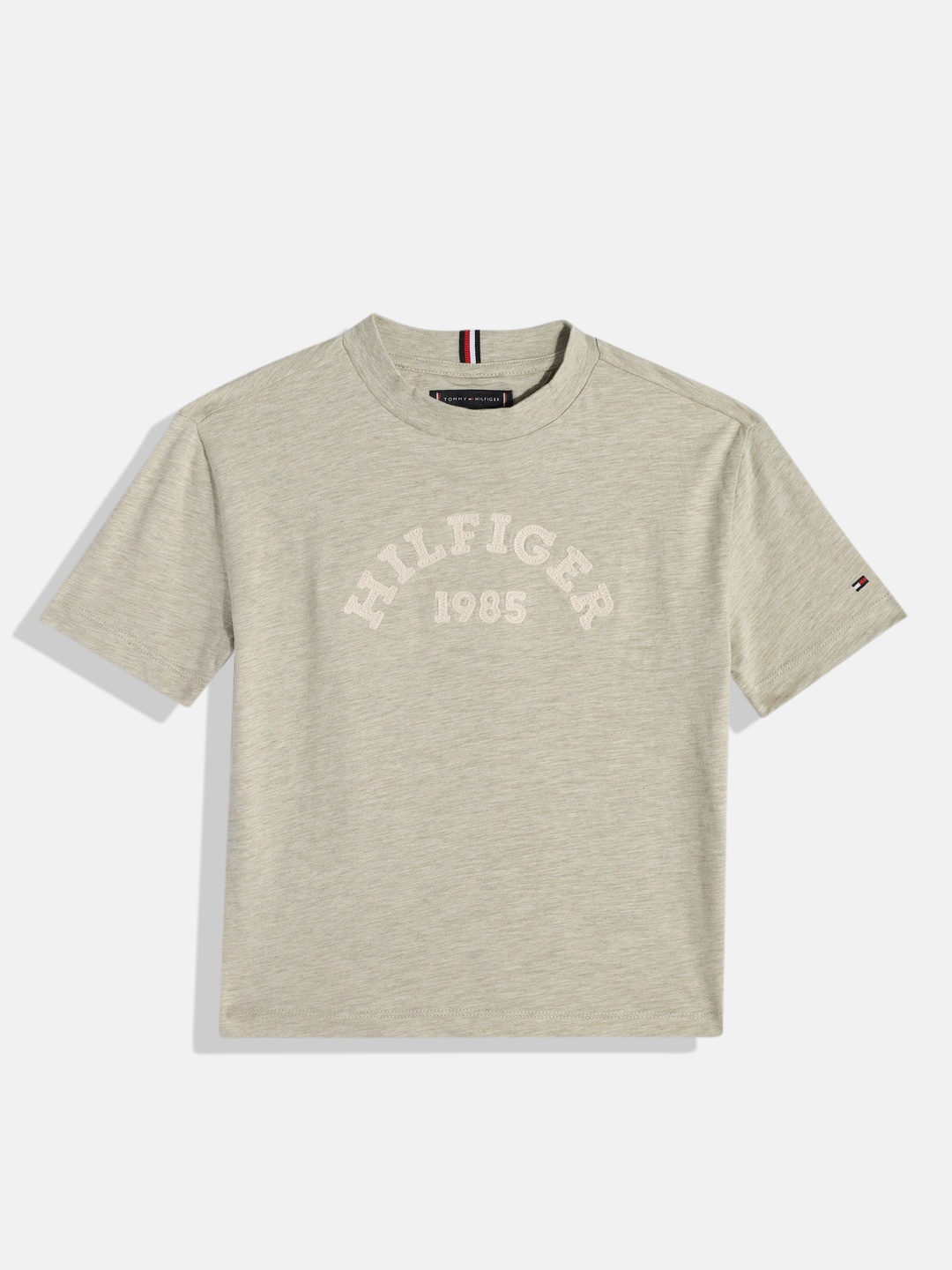 

Tommy Hilfiger Boys Brand Logo Embroidered Organic Cotton T-shirt, Olive