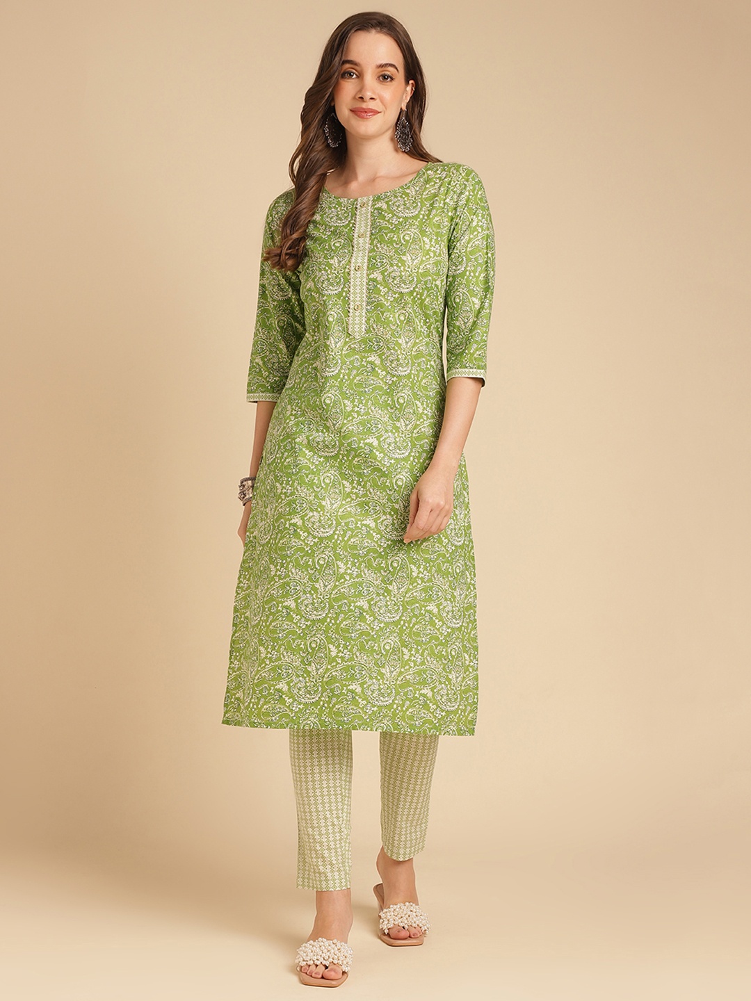 

Rangita Floral Printed Round Neck Pure Cotton Striaght Kurta with Trousers, Green